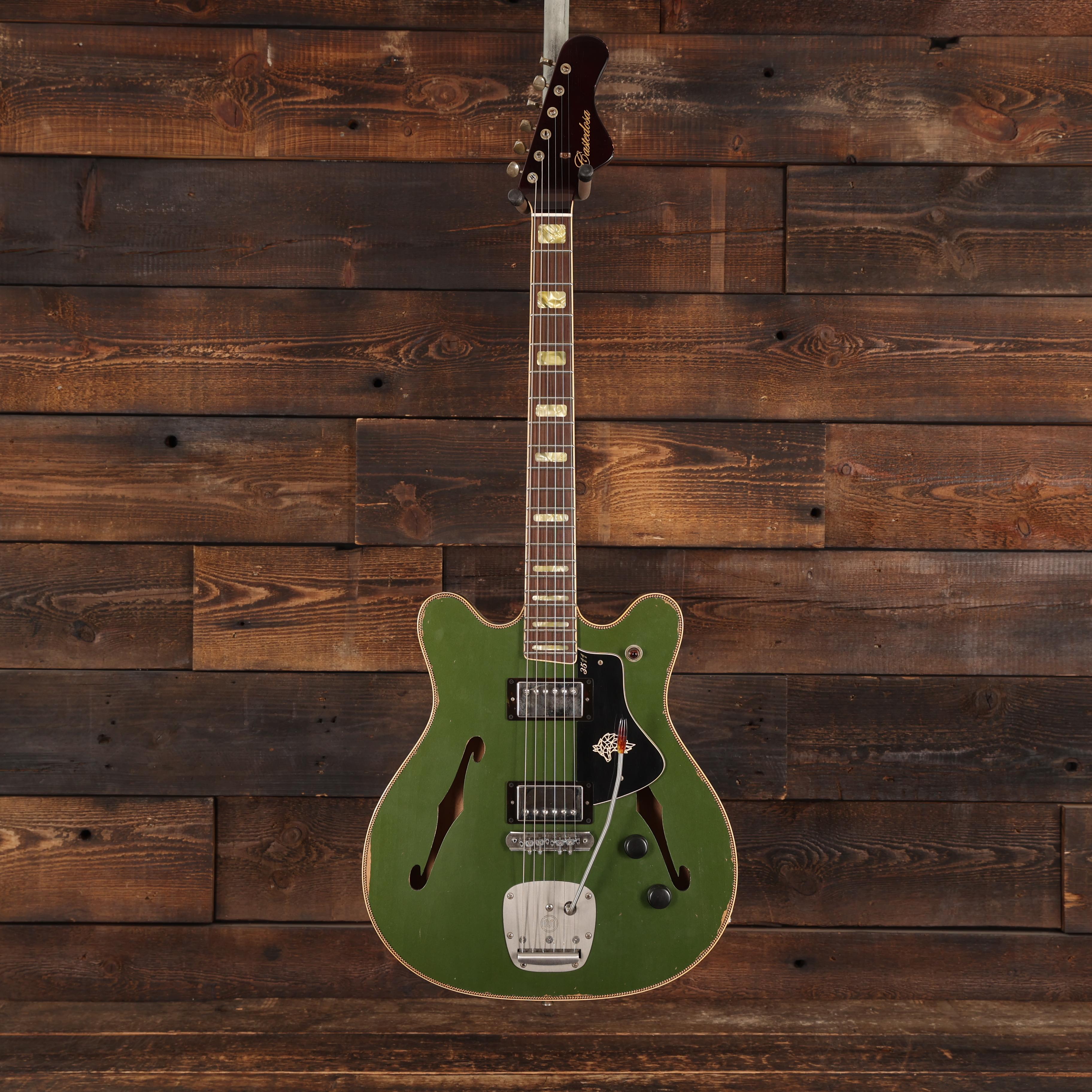 Castedosa 3511 Lobo Semi-Hollow Electric Guitar in Cadillac Green, Light Aged - 433 (4).JPG