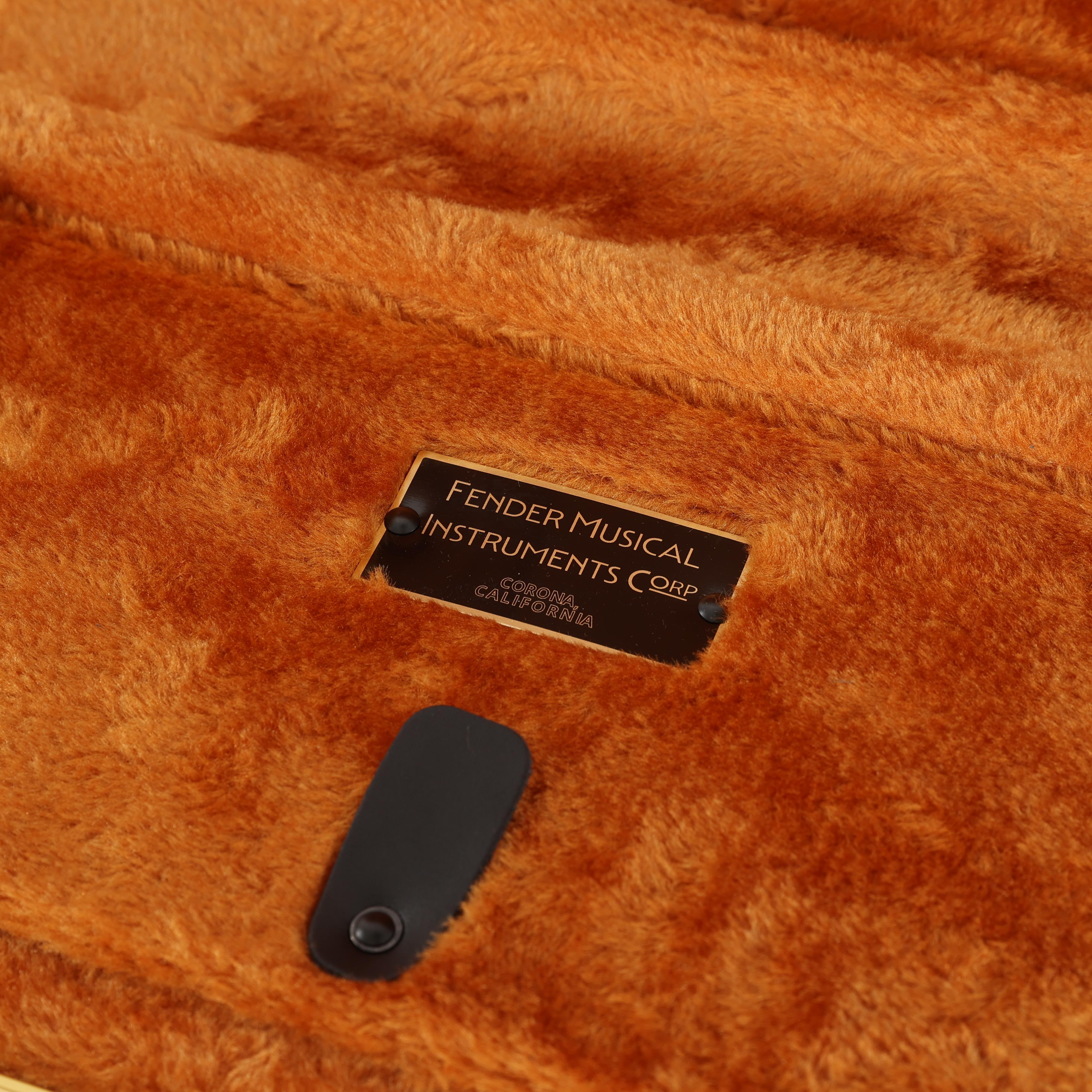 Second Hand Fender Eyeglass Series Jazzmaster Hardcase in Brown 190 - SH-114-2190 (3).jpg