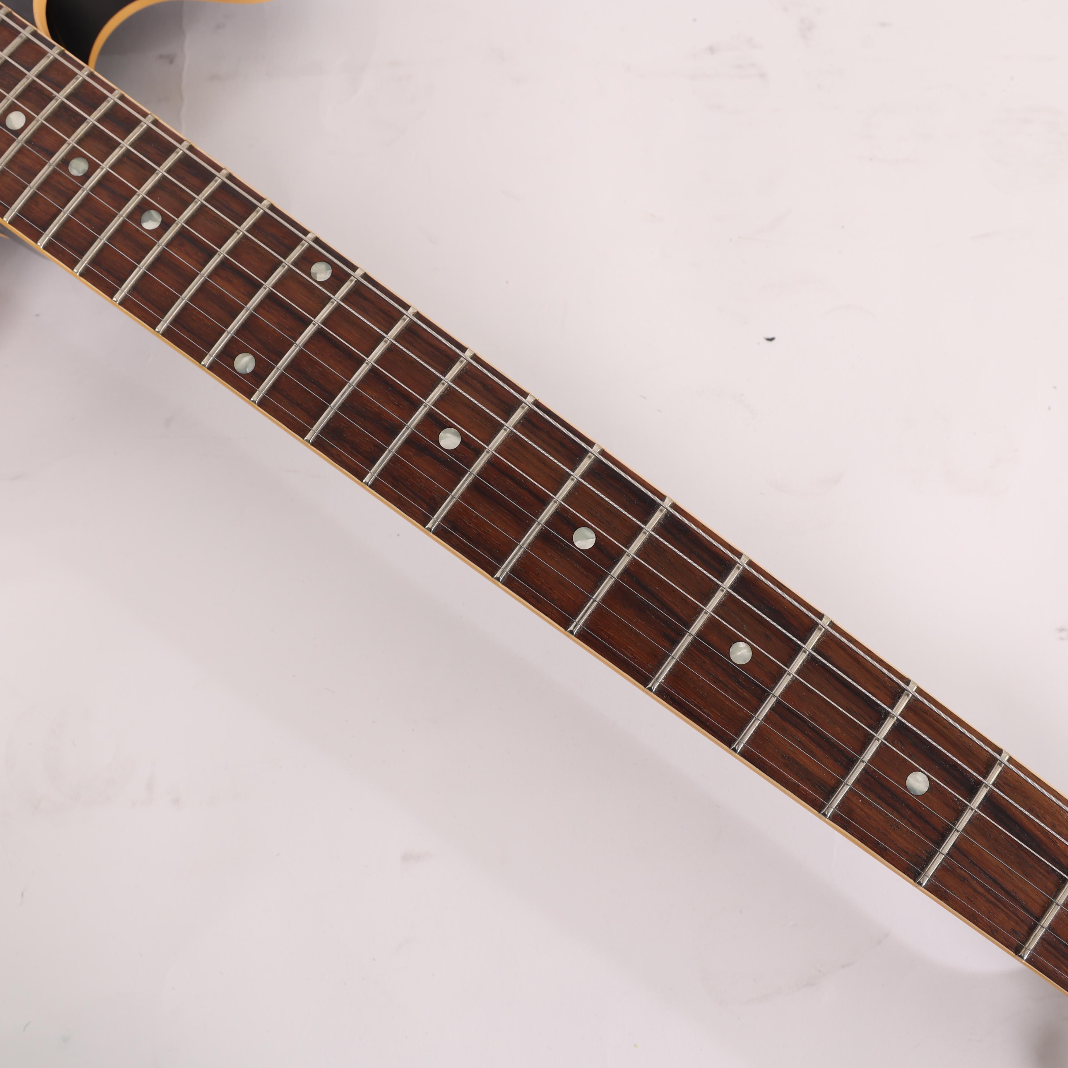 Second Hand Gibson ES-335 Joe Bonamasa in Sunburst 137 - SH-114-2137 (13).jpg