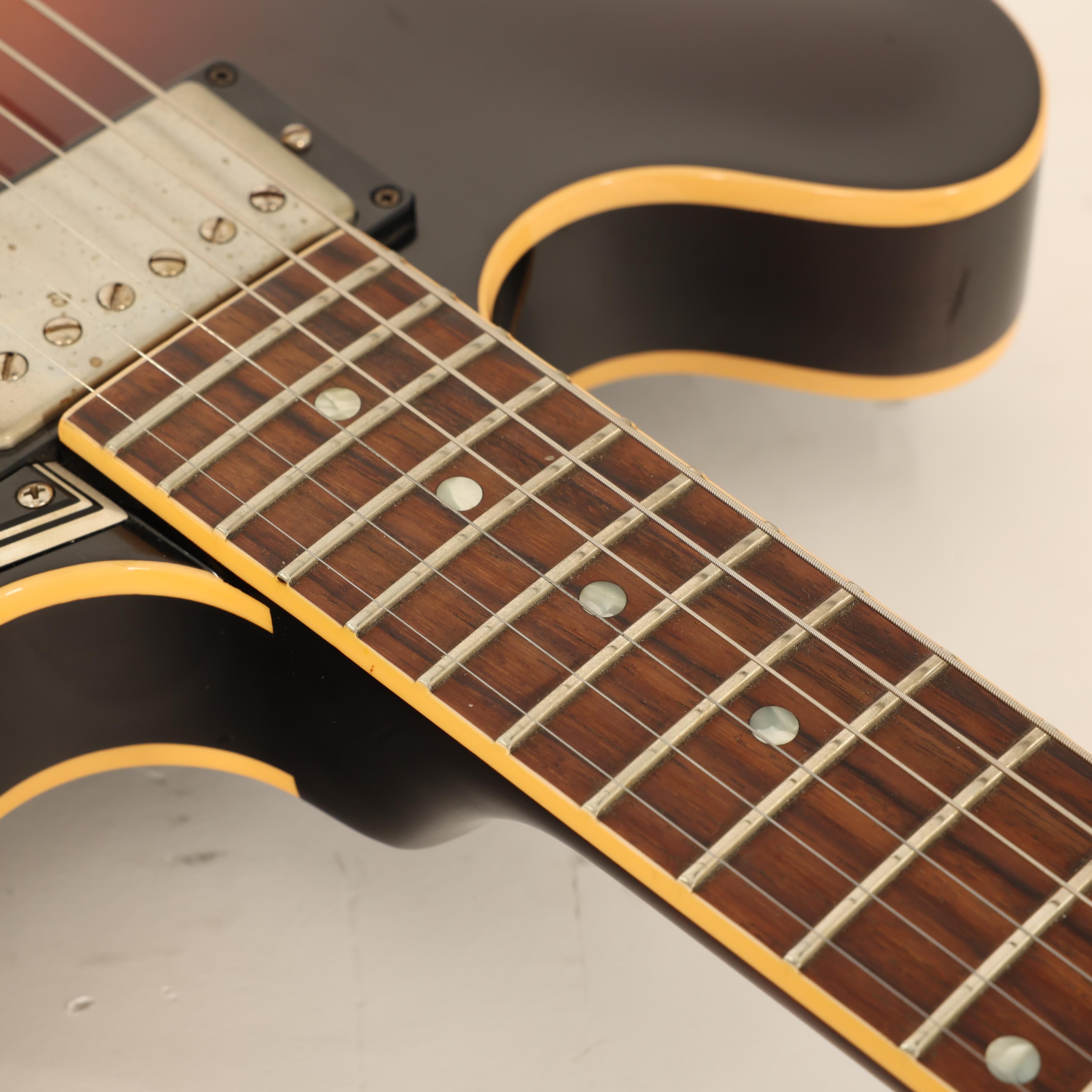 Second Hand Gibson ES-335 Joe Bonamasa in Sunburst 137 - SH-114-2137 (10).jpg