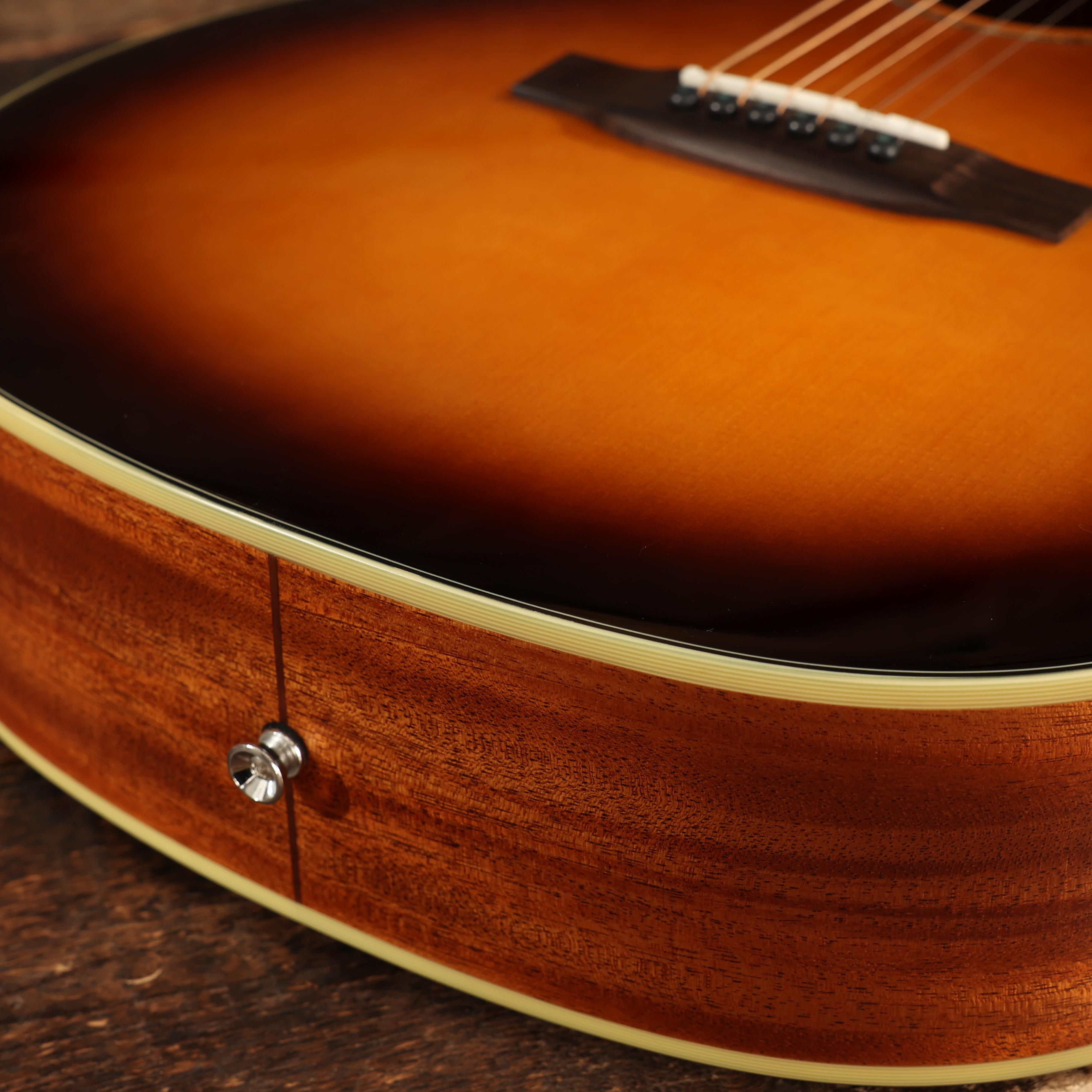 Alvarez Masterworks MDLT60 Delta Parlour Acoustic Guitar in Sunburst - MWDELTA00SB (8).jpg