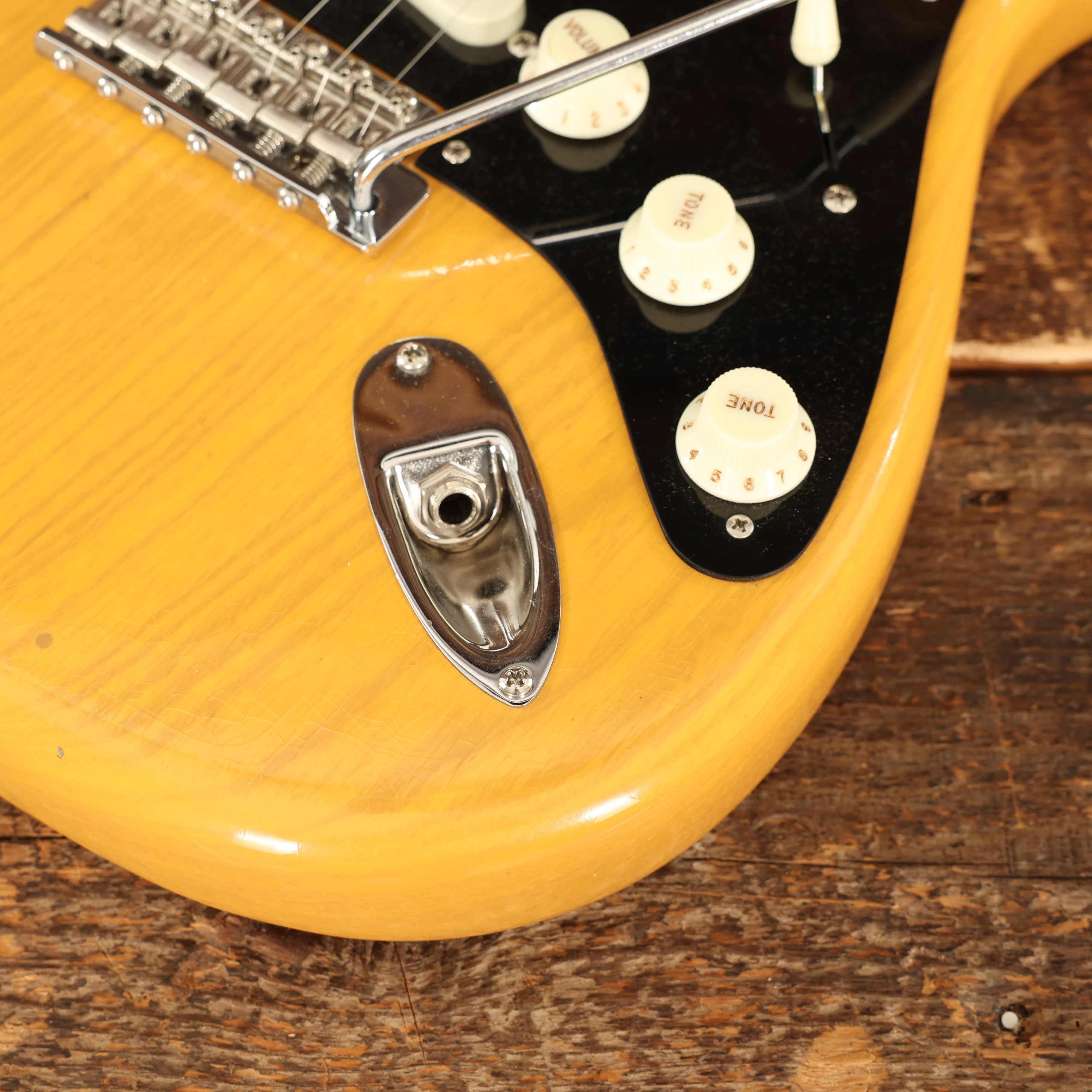 Fender Custom Shop '55 Closet Classic Stratocaster in Butterscotch Blonde - CZ585070 (12).jpg