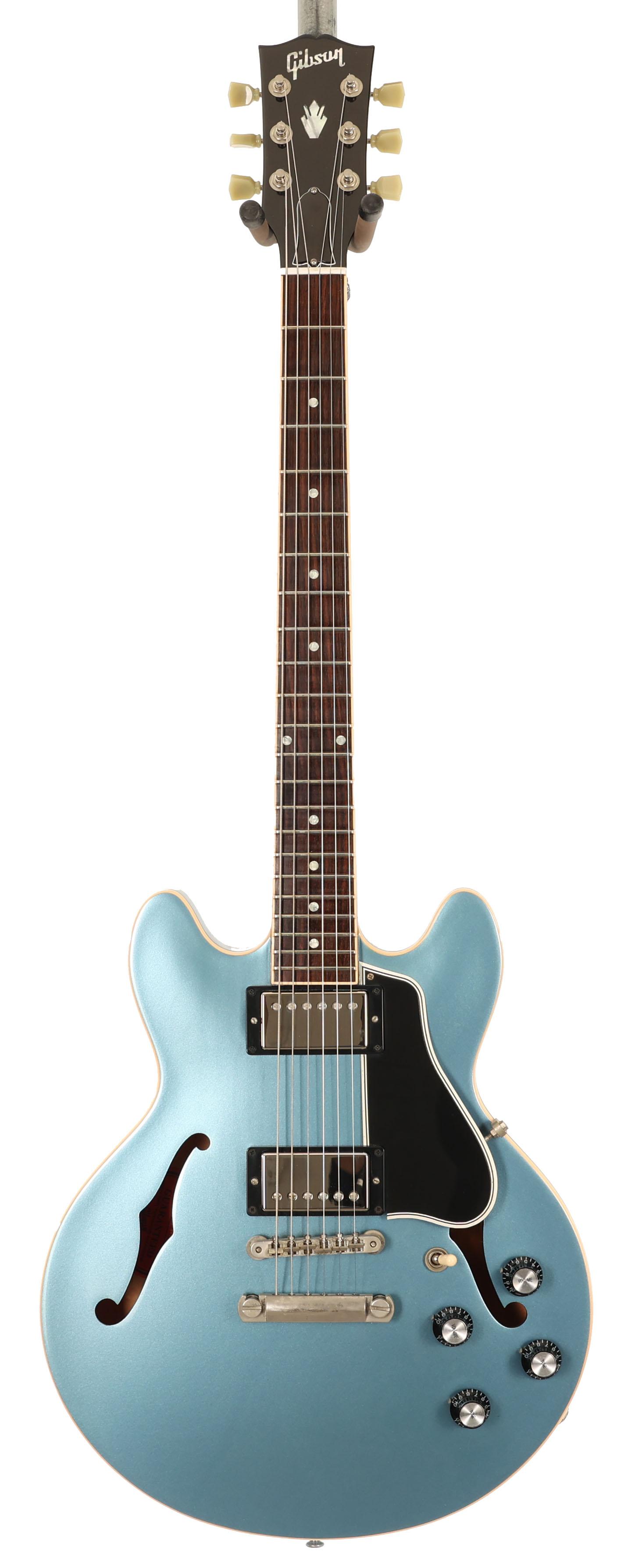 Second Hand Gibson Custom Shop ES-339 in Pelham Blue 303 - SH-114-2303 (3).jpg