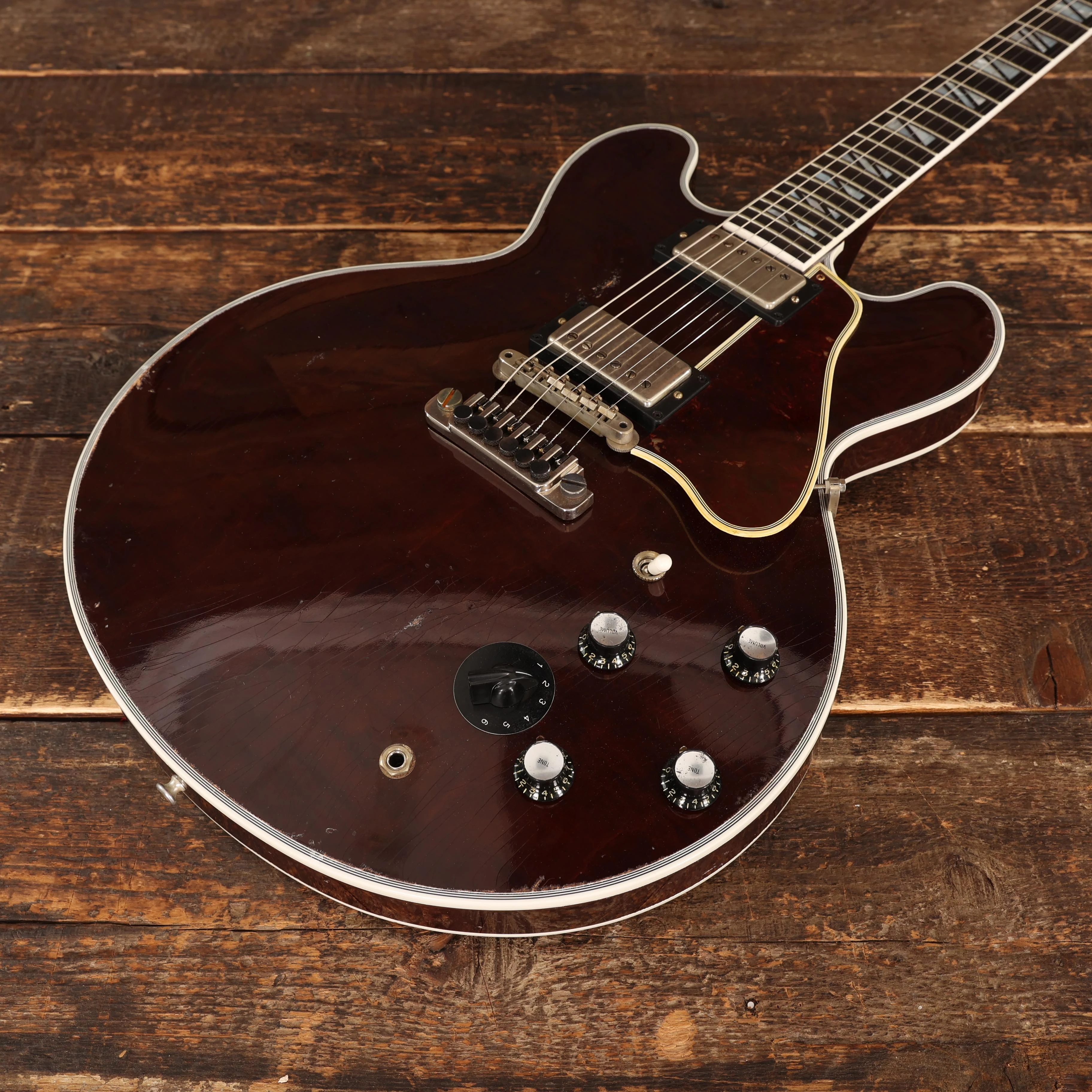 Gibson Custom Shop B.B. King Lucille Legacy Figured Semi-Hollow Electric Guitar in Dark Walnut, Heavy Aged - CS503359 (8).JPG