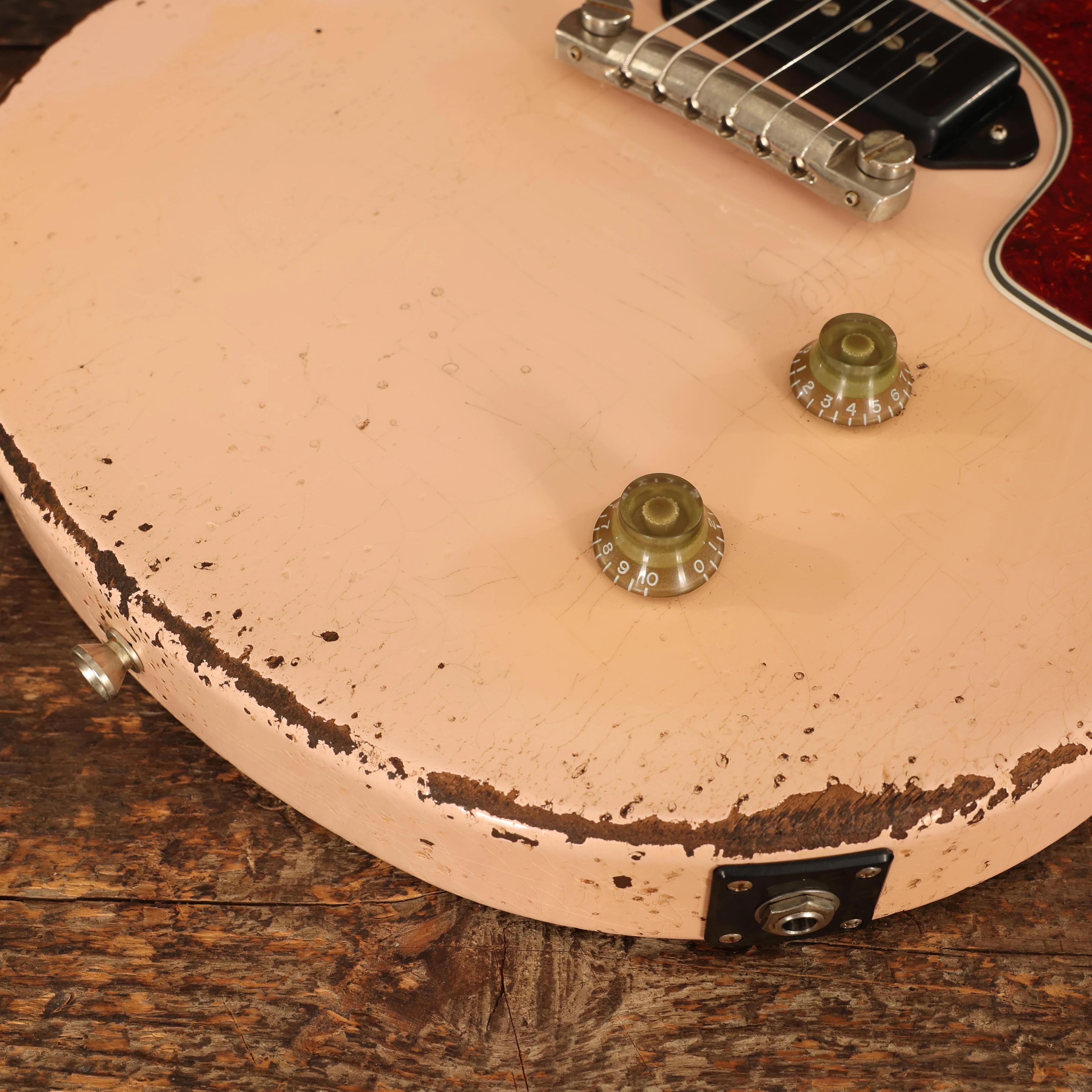 Rock N Roll Relics Thunders Standard Medium Aged in Dirty Shell Pink - 252000 (10).JPG