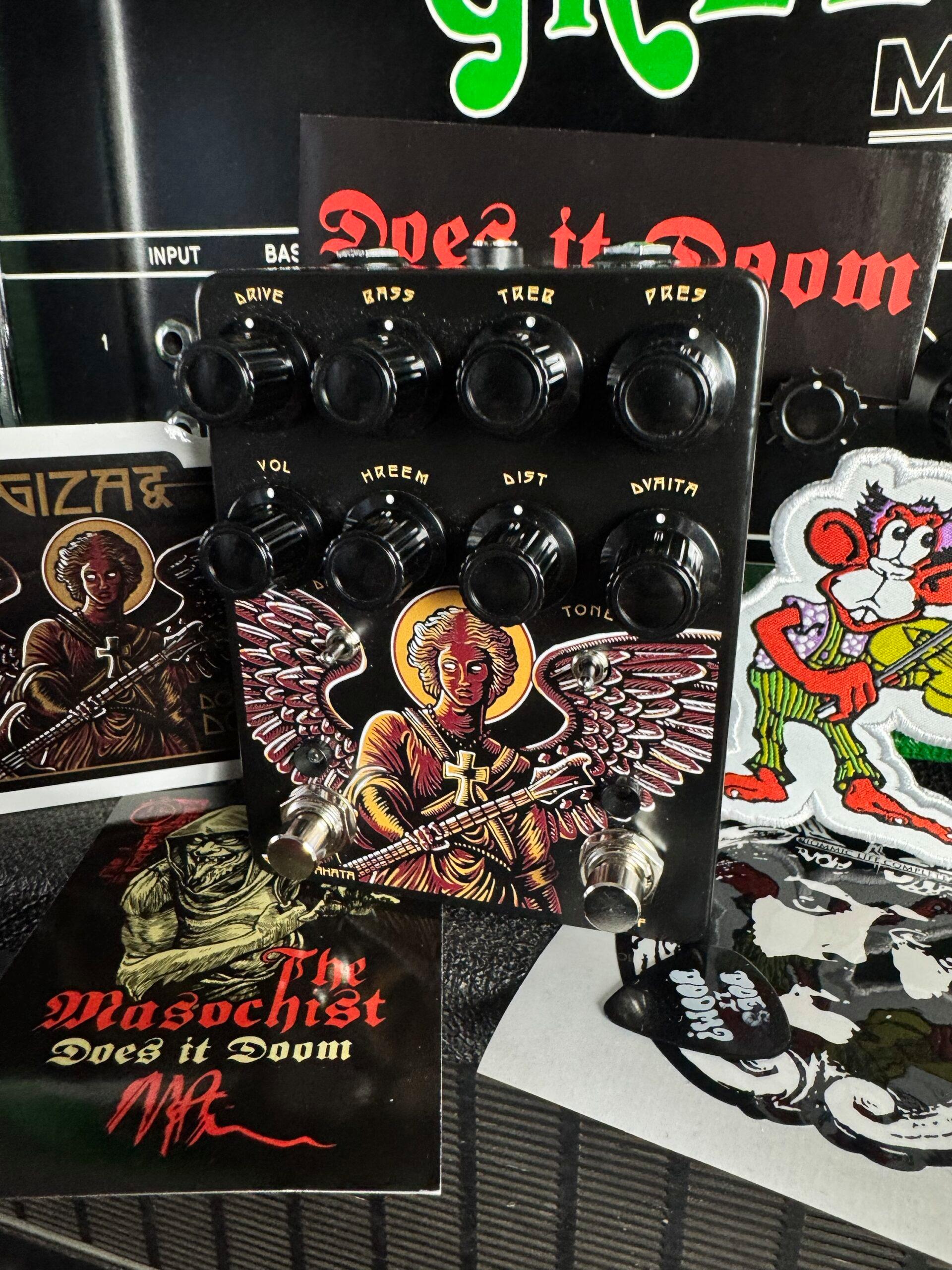 Does It Doom Giza Dva JFET-Based Blended Preamp & Distortion Pedal