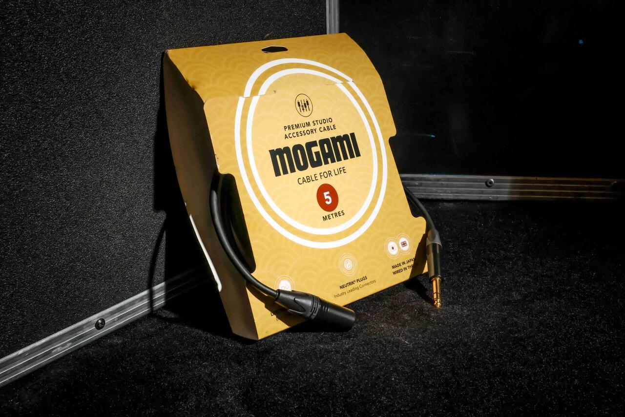 Mogami 2534 Quad Neglex 5m Cable Terminated with Neutrik Black and Gold Male XLR and TRS 1/4″ Jack - J3-25340-XM-5  (2).jpg