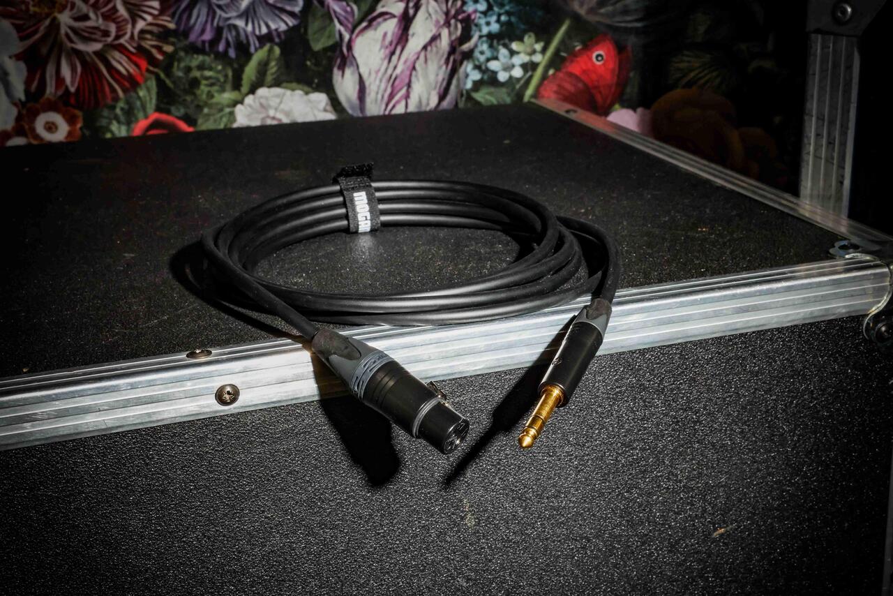 Mogami 2534 Quad Neglex 3m Cable Terminated with Neutrik Black and Gold Female XLR and TRS 1/4″ Jack - XF-25340-J3-3  (2).jpg
