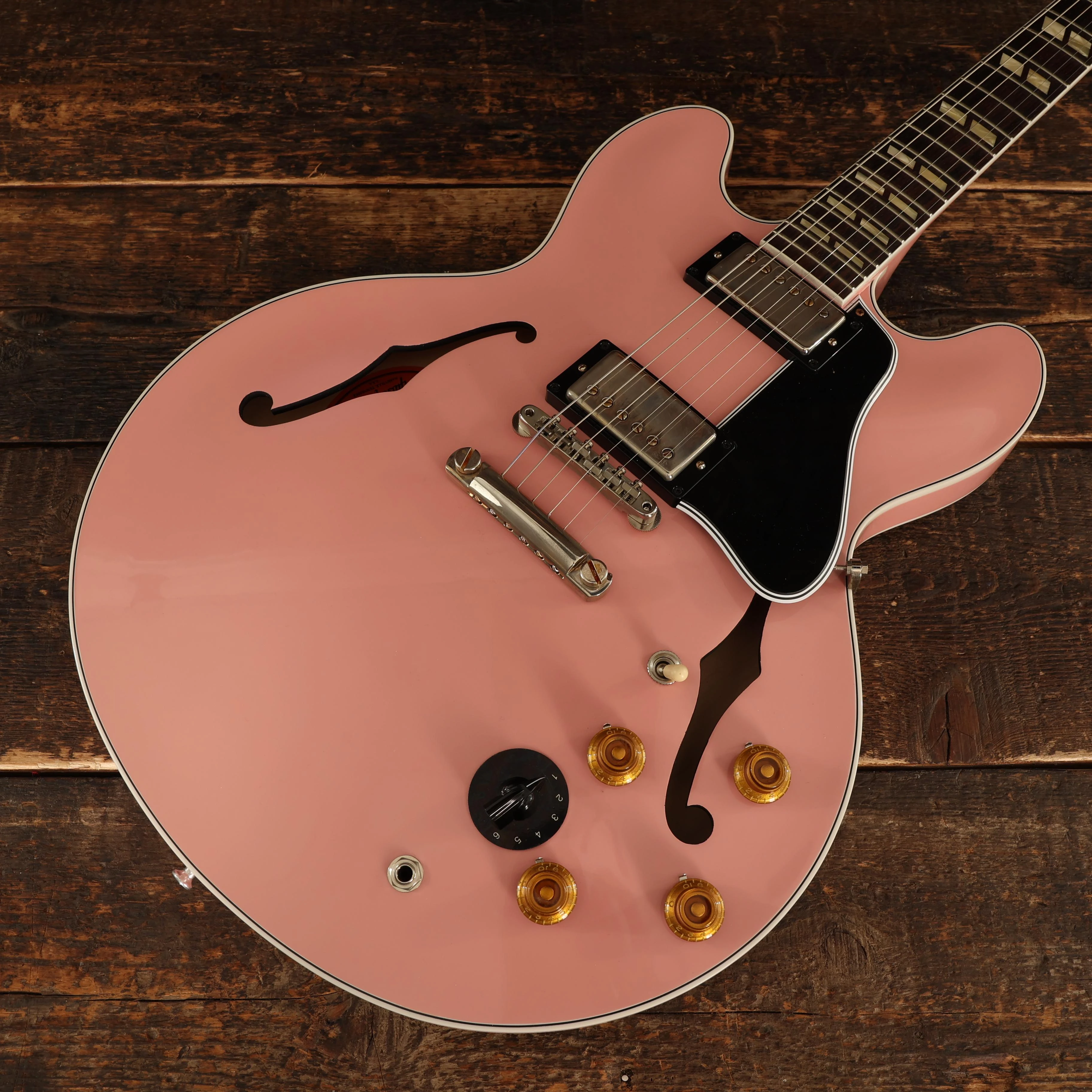Gibson Custom Shop 1964 ES-345 Varitone VOS Semi-Hollow Electric Guitar in Shell Pink - 150366 (8).JPG