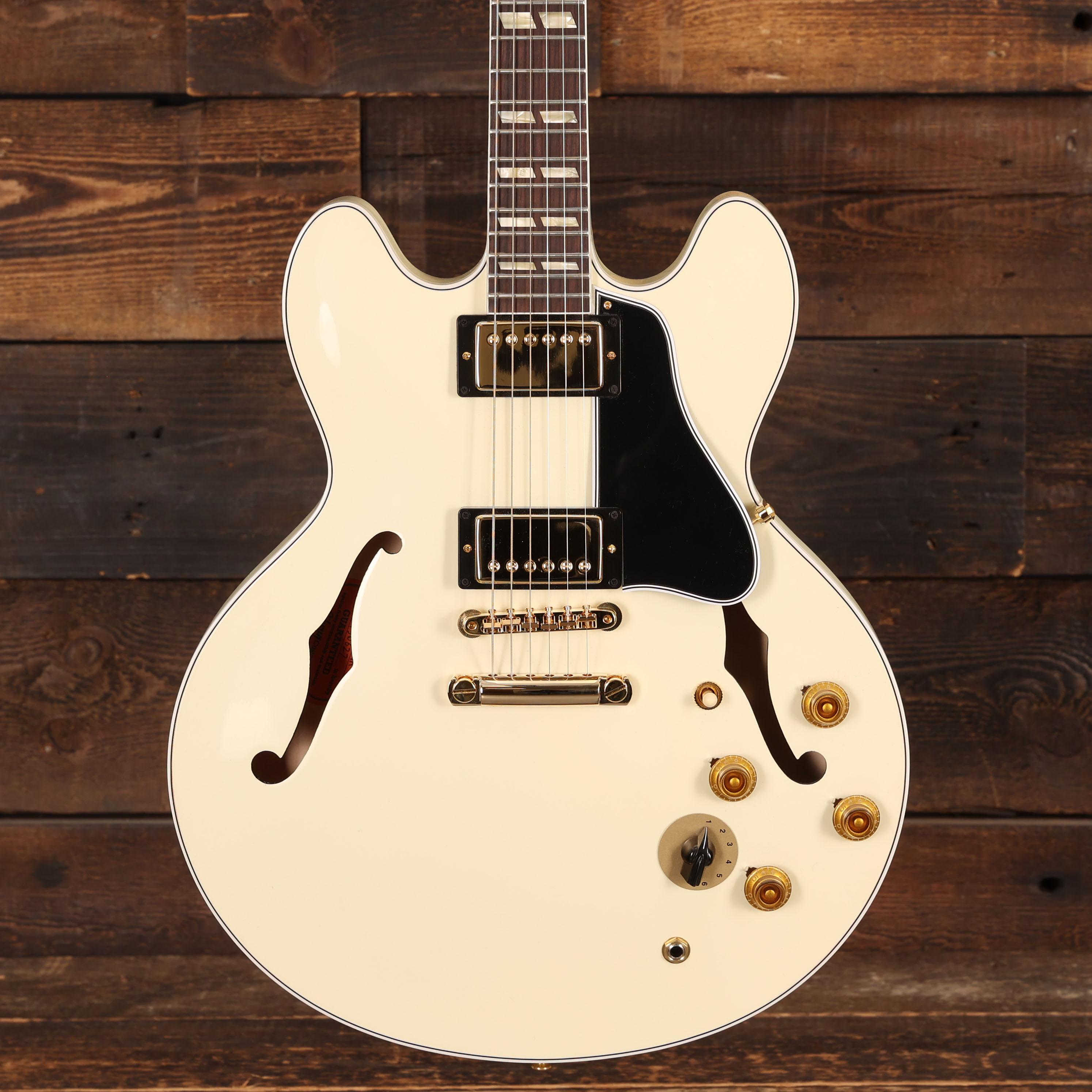 Gibson Custom Shop 1964 ES-345 Varitone VOS Semi-Hollow Electric Guitar in Classic White  - 150627 (3).JPG