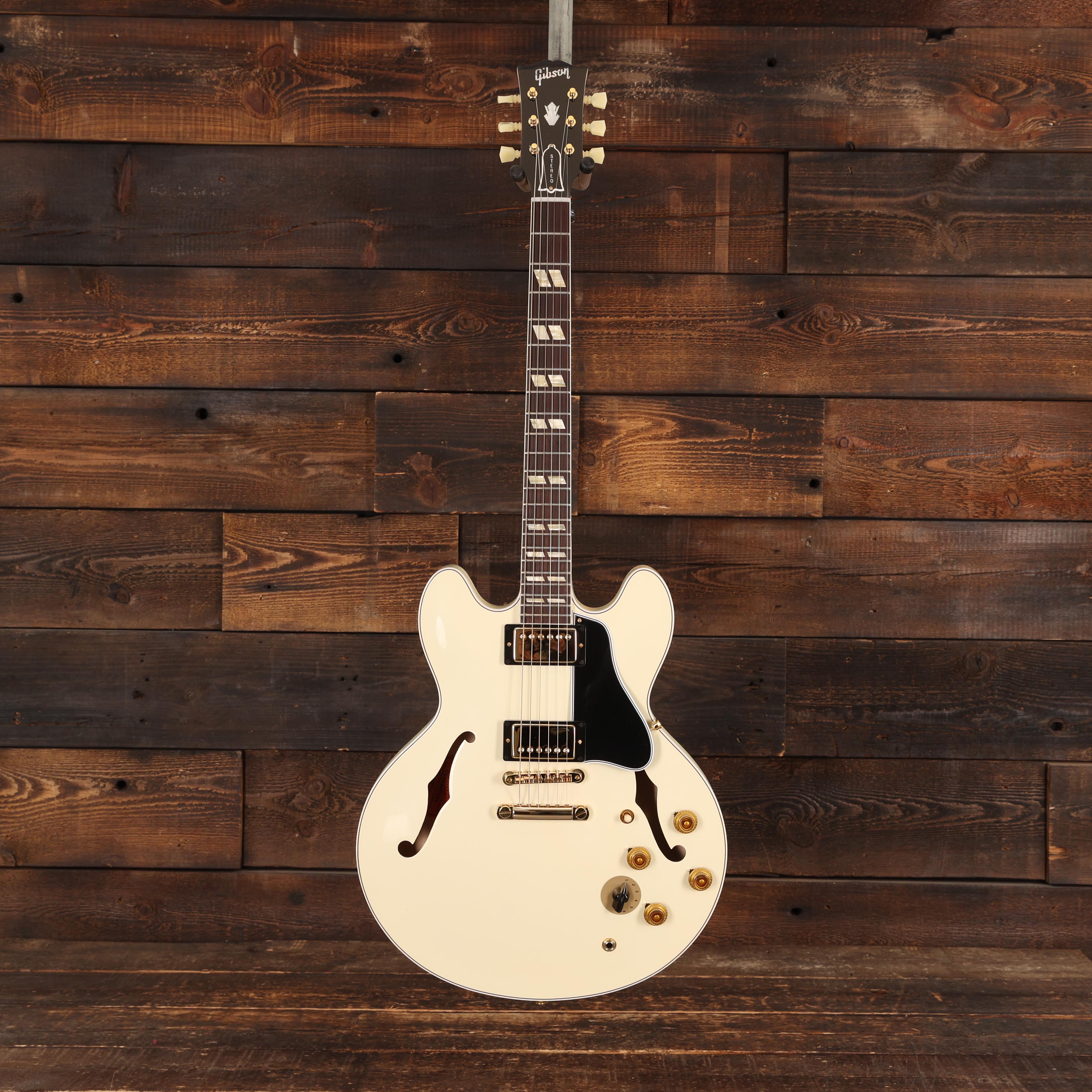 Gibson Custom Shop 1964 ES-345 Varitone VOS Semi-Hollow Electric Guitar in Classic White  - 150627 (4).JPG