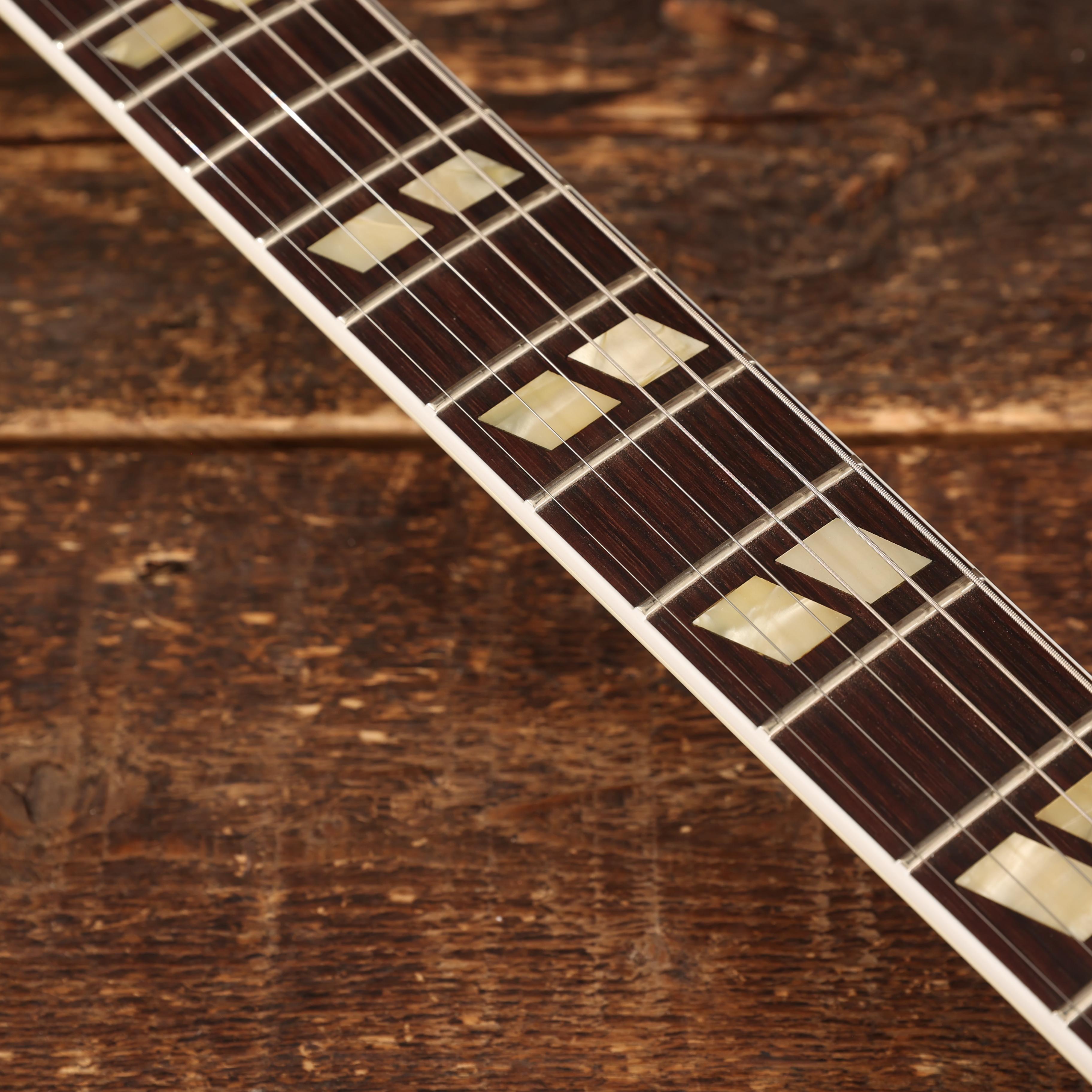 Gibson Custom Shop 1964 ES-345 Varitone VOS Semi-Hollow Electric Guitar in Classic White  - 150627 (13).JPG