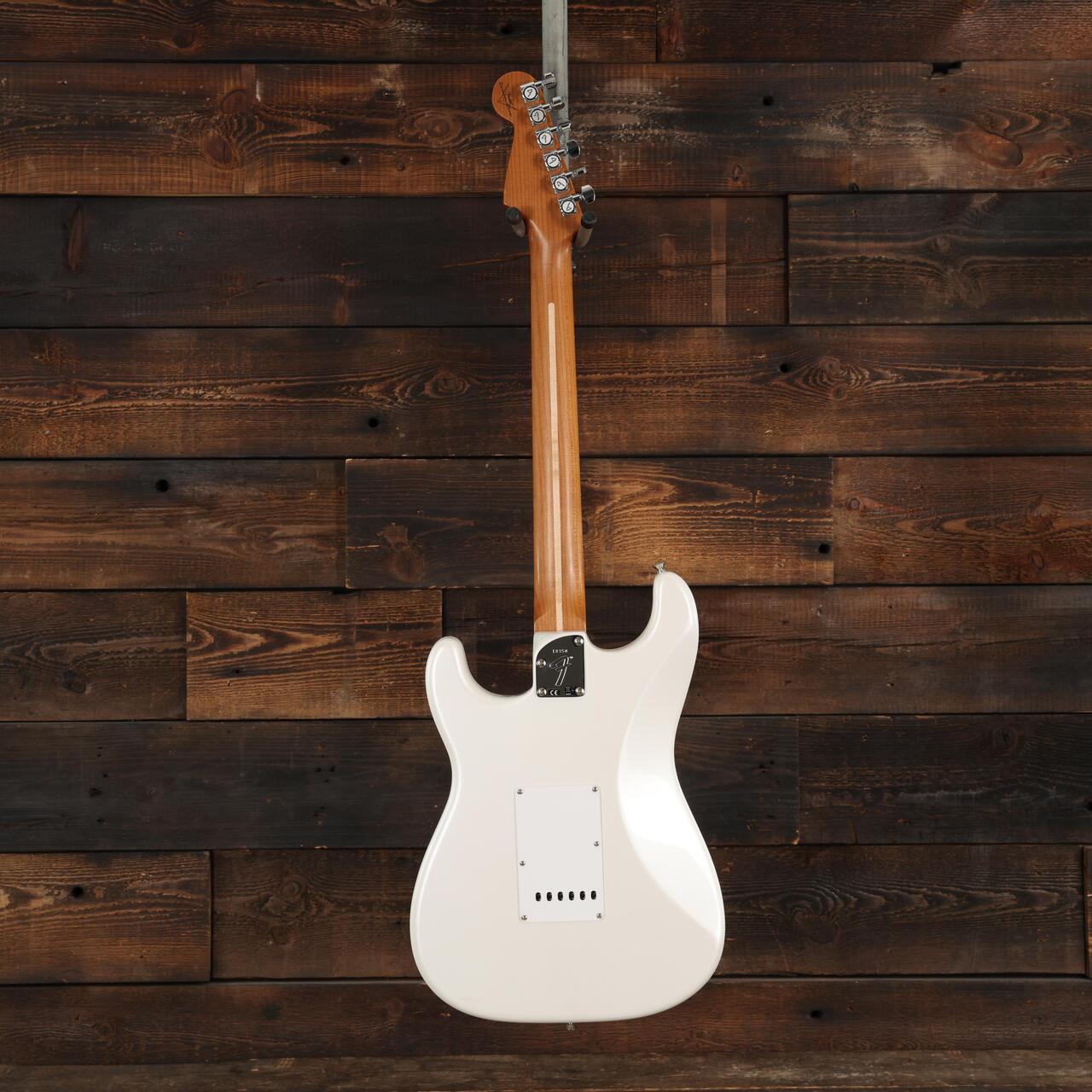 Fender Custom Shop ‘63 Stratocaster HSS NOS Electric Guitar in Pearl White - XN18356 (5).JPG