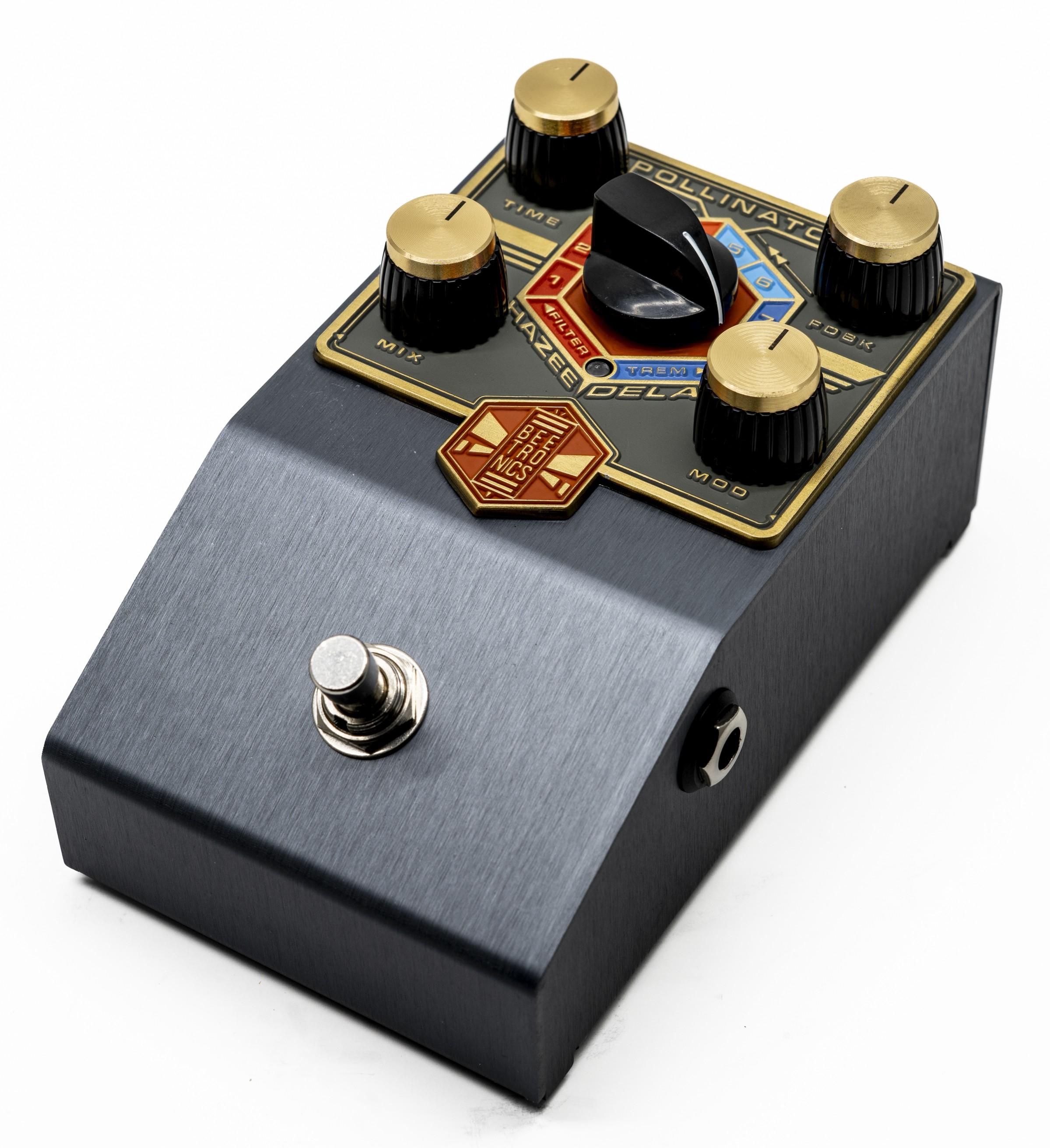 Beetronics Pollinator Hazee Modulated Texture Delay Pedal - Pollinator_02.jpg