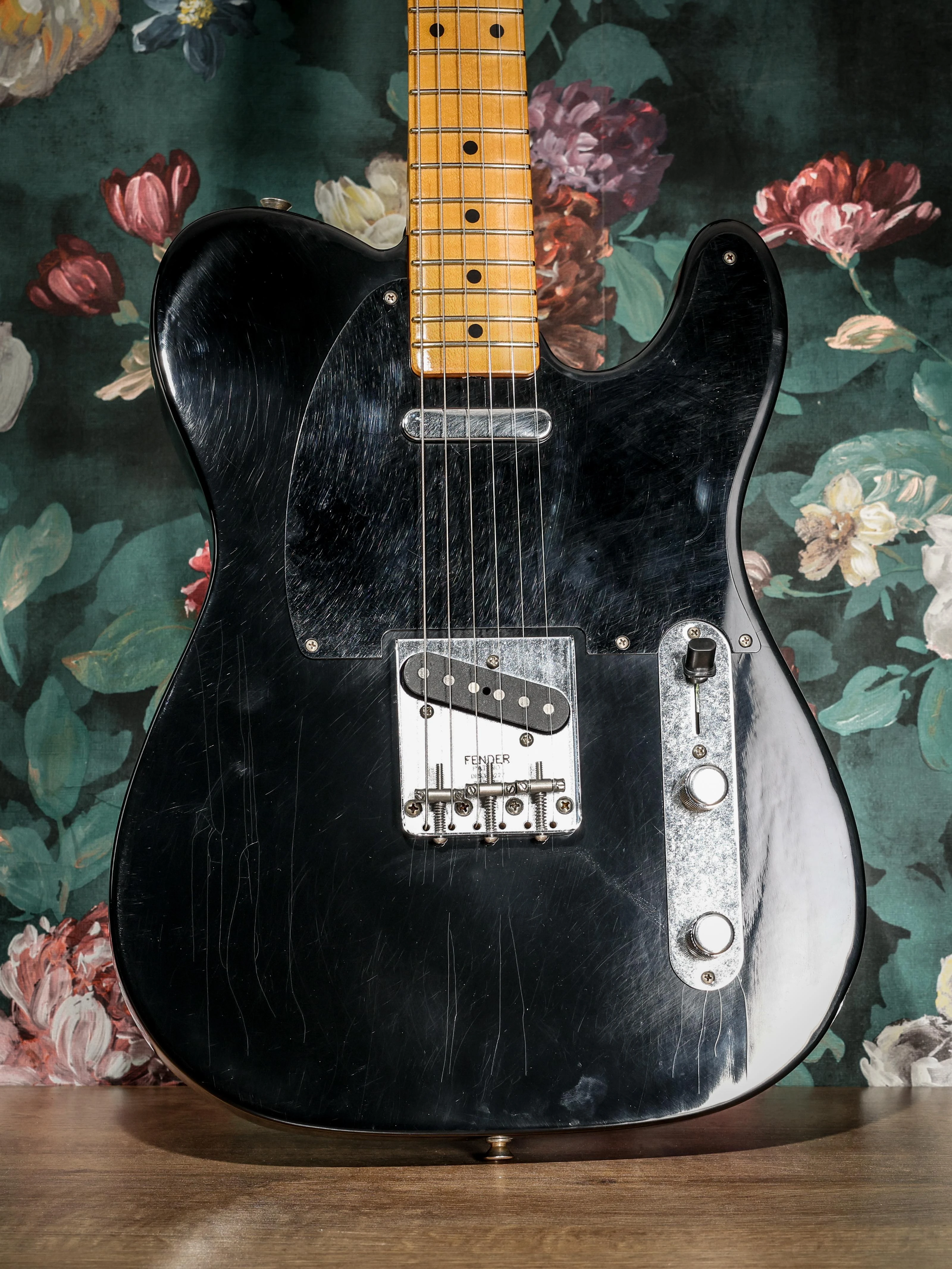 Fender Custom Spec Road Worn '60s Double Esquire in Black - 0149152306 (53)-3.jpg