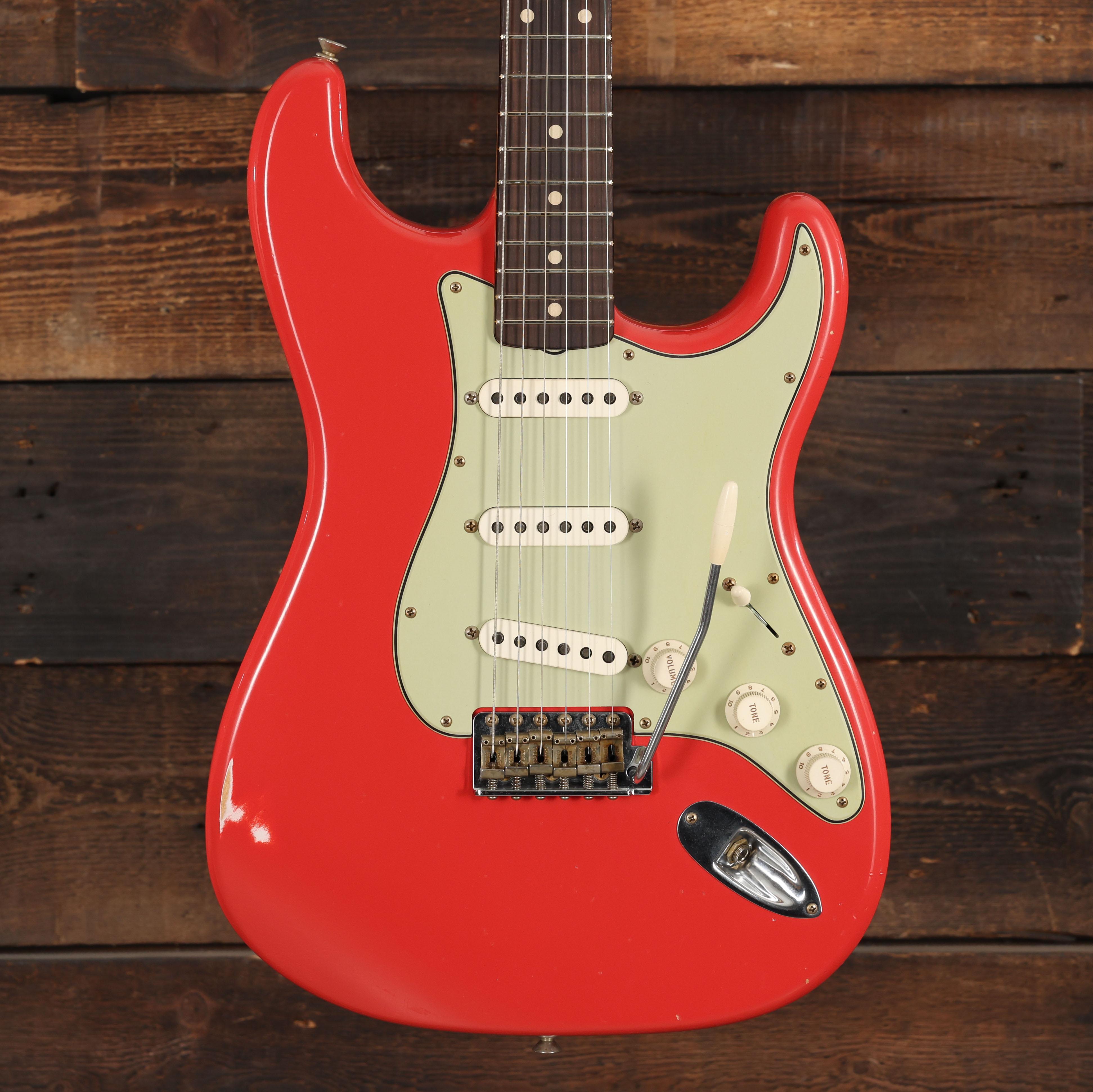 Fender Custom Shop Masterbuilt Greg Fessler ‘61 Stratocaster Journeyman Relic in Fiesta Red - R143780 (3).JPG