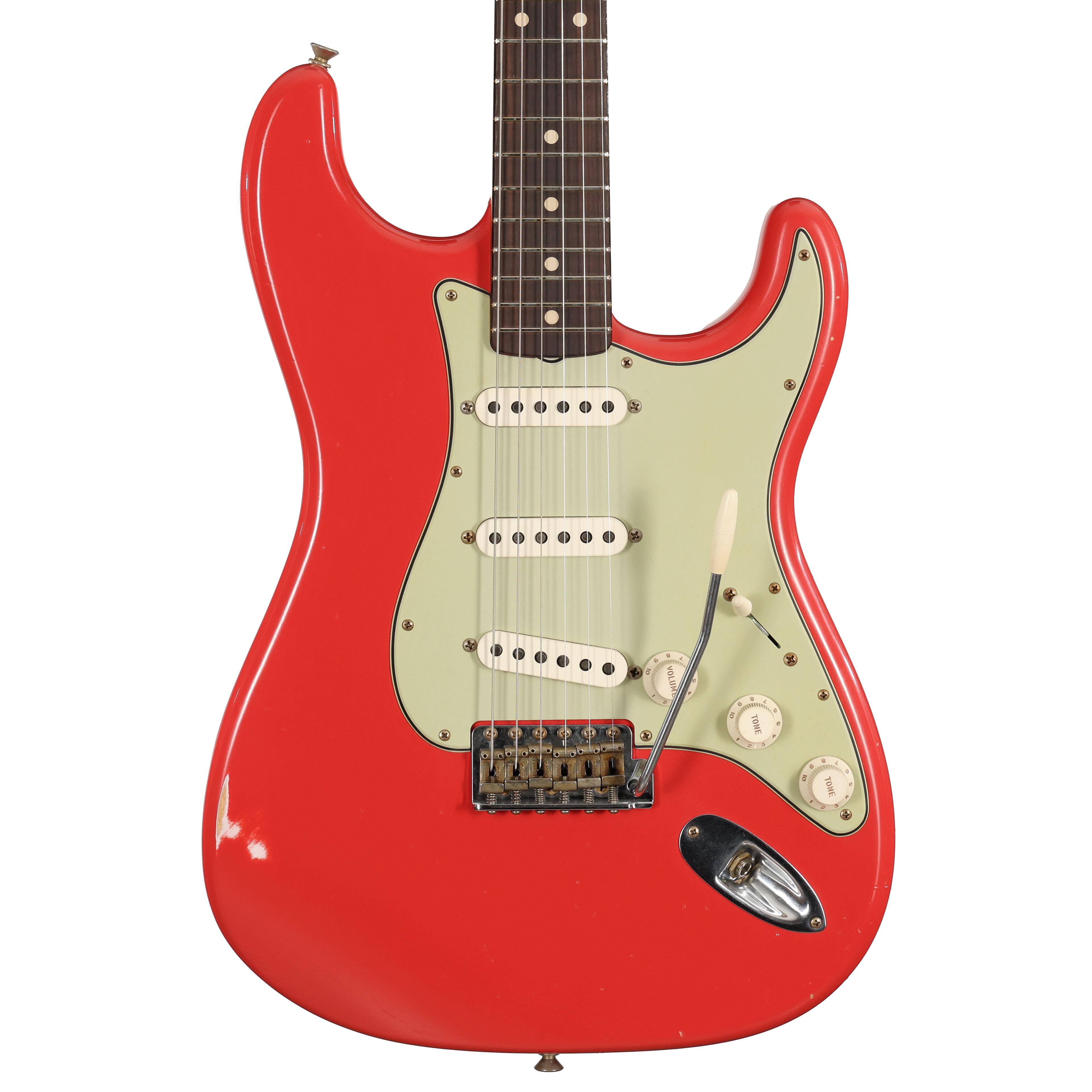Fender Custom Shop Masterbuilt Greg Fessler ‘61 Stratocaster Journeyman Relic in Fiesta Red - R143780 (2).jpg