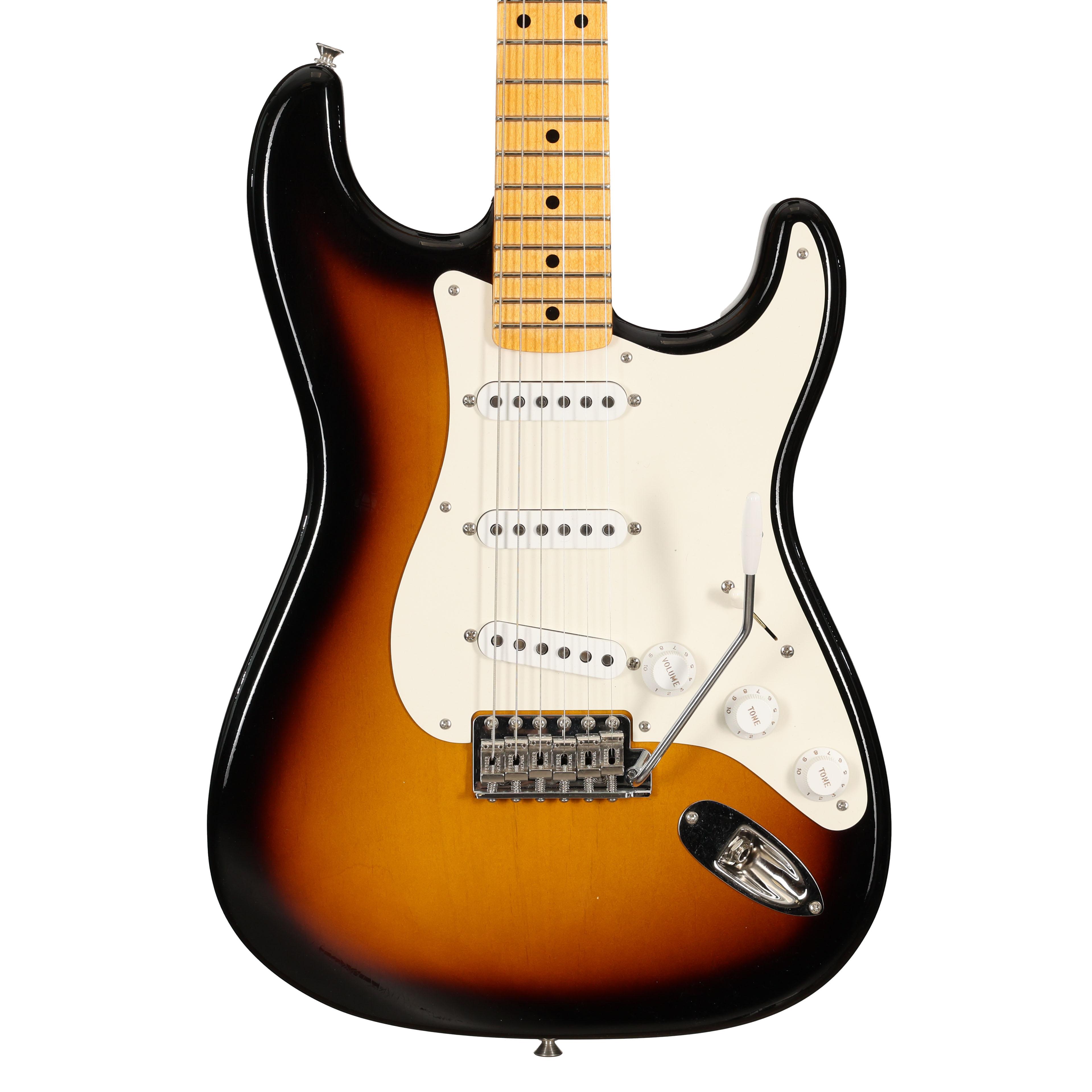 Fender Custom Shop '56 Stratocaster Deluxe Closet Classic in 2 Tone Sunburst  - R142076 (2).JPG