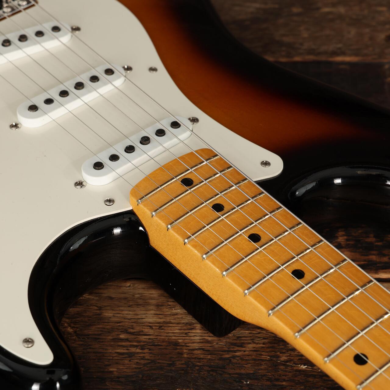 Fender Custom Shop '56 Stratocaster Deluxe Closet Classic in 2 Tone Sunburst  - R142076 (12).JPG