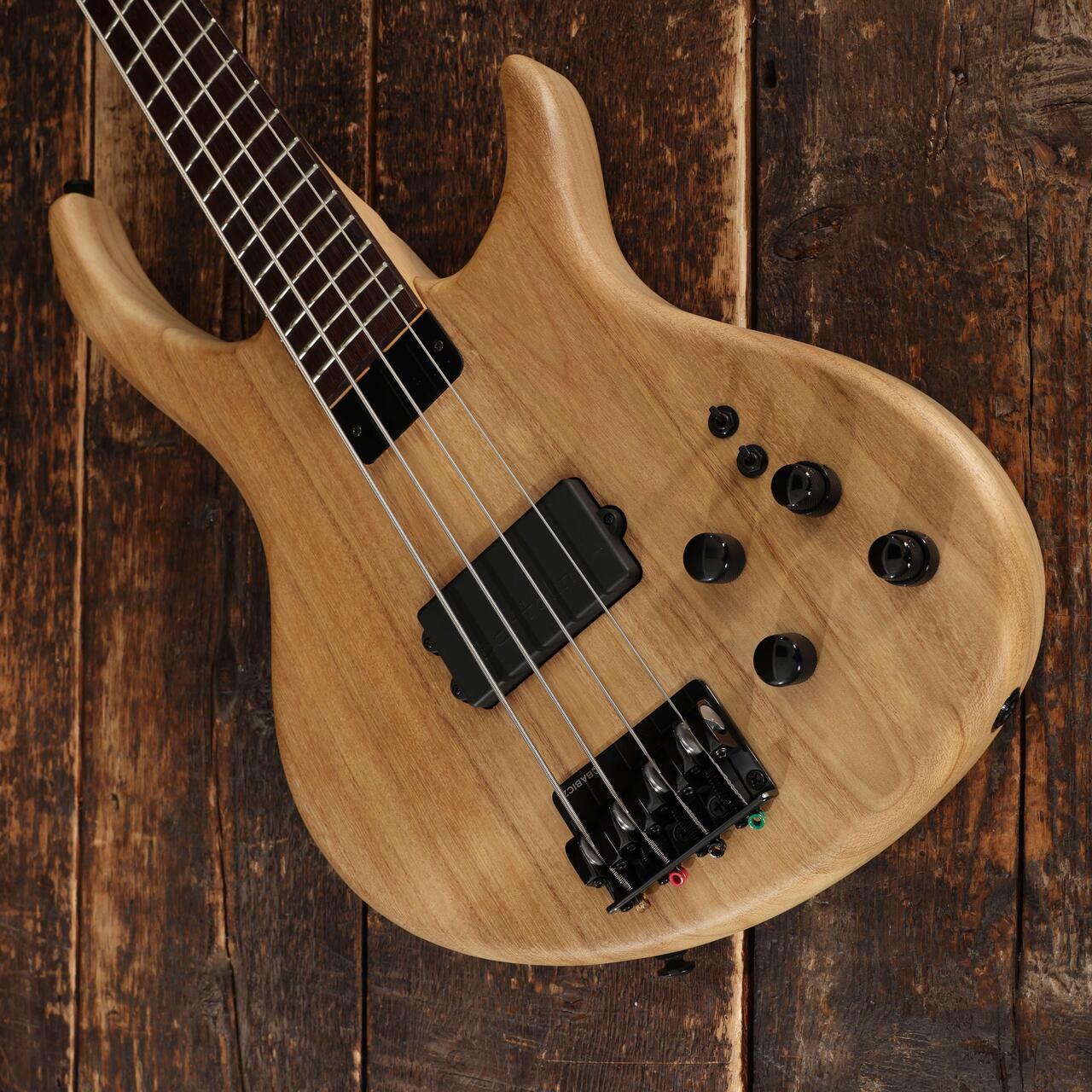 Tobias Growler IV Bass Guitar in Satin Natural - TBGR4SNABH1 (6).jpg