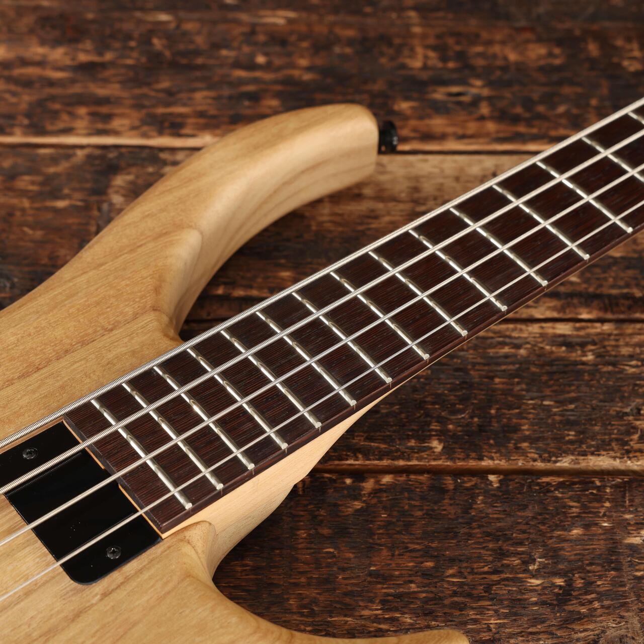 Tobias Growler IV Bass Guitar in Satin Natural - TBGR4SNABH1 (7).jpg