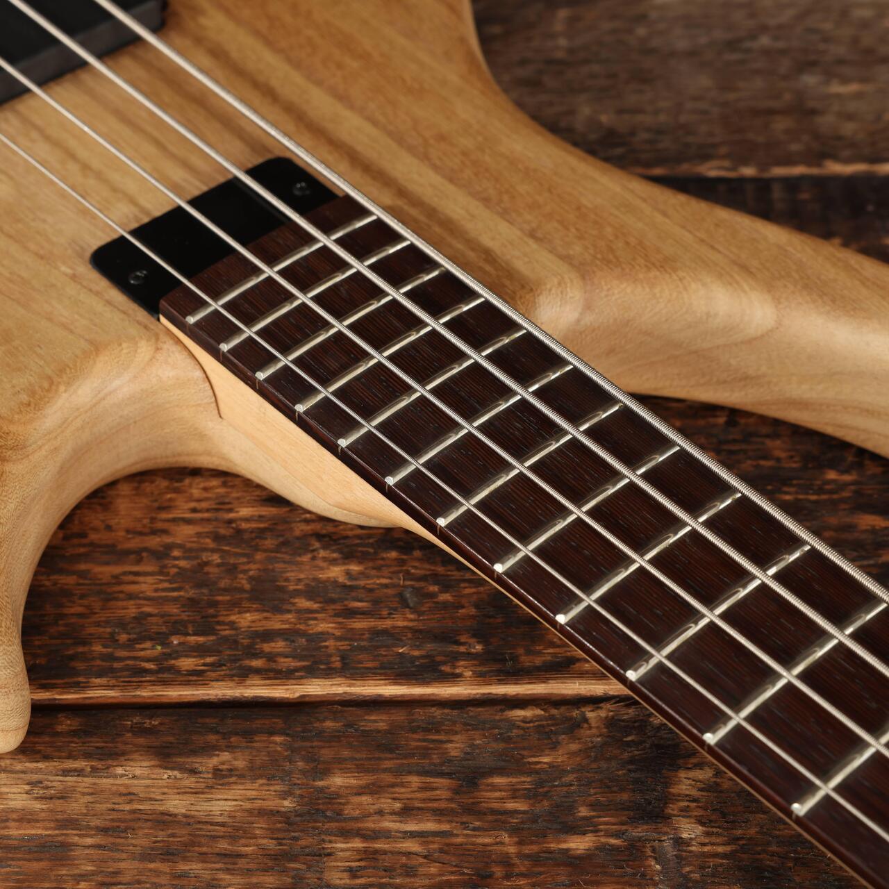 Tobias Growler IV Bass Guitar in Satin Natural - TBGR4SNABH1 (10).jpg