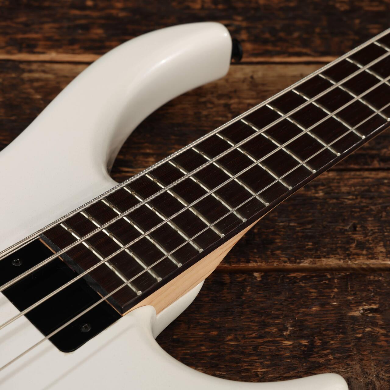 Tobias Killer B IV Bass Guitar in Pearl White - TBKB4WHPBH1 (7).jpg
