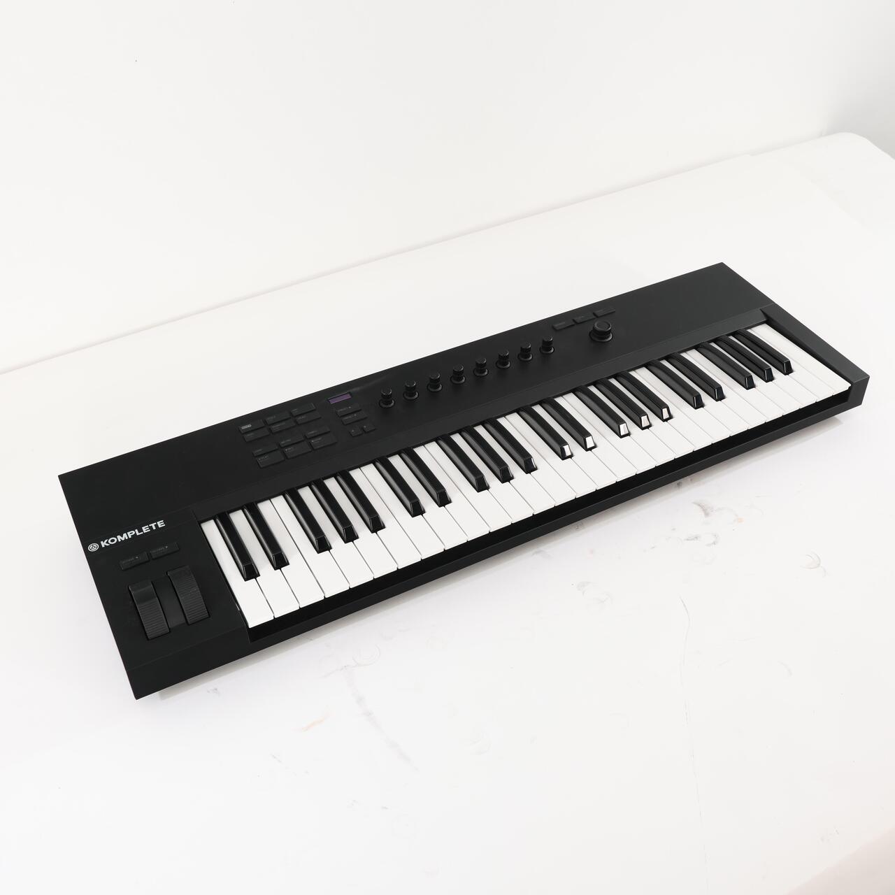 Second Hand Native Instruments Komplete Kontrol A49 MIDI Keyboard & Controller 546 - SH-204-1546 (3).jpg