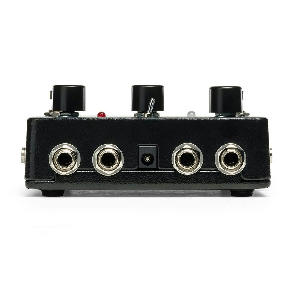 
B Stock : Electro Harmonix Switchblade Pro Switching Pedal - 002 - 429207-switchbladepro-2.jpg