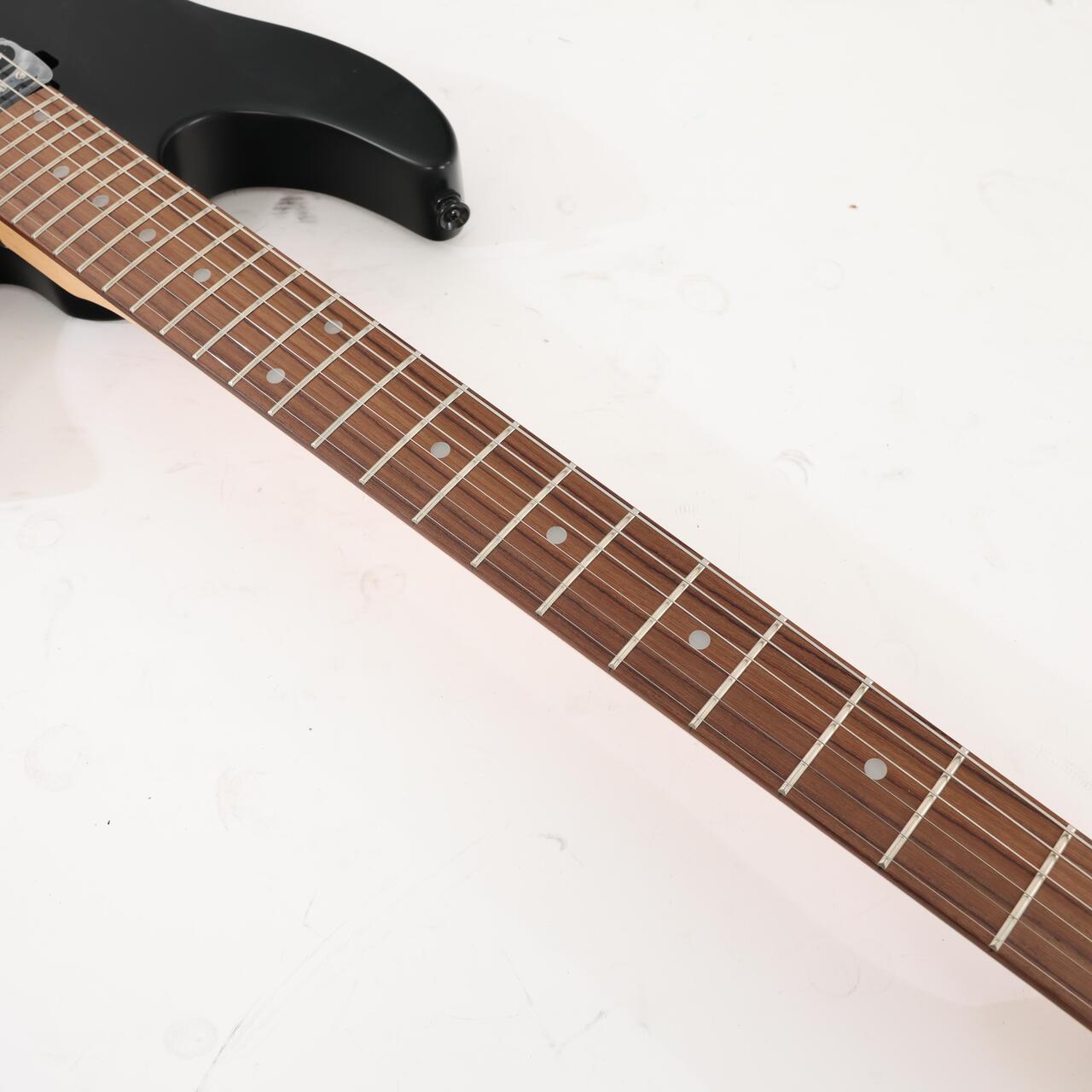 
B Stock : EastCoast MT1 Electric Guitar in Satin Black with Rosewood Fretboard - 001 - B-EC-MT1-BK-0001 (10).jpg