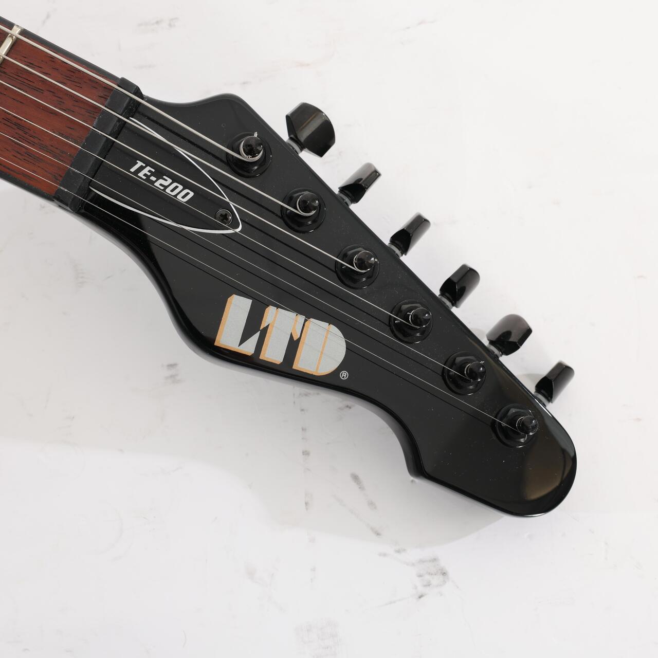 
B Stock : ESP LTD TE-200 Electric Guitar In Black - 001 - B-10009419-0001 (13).jpg