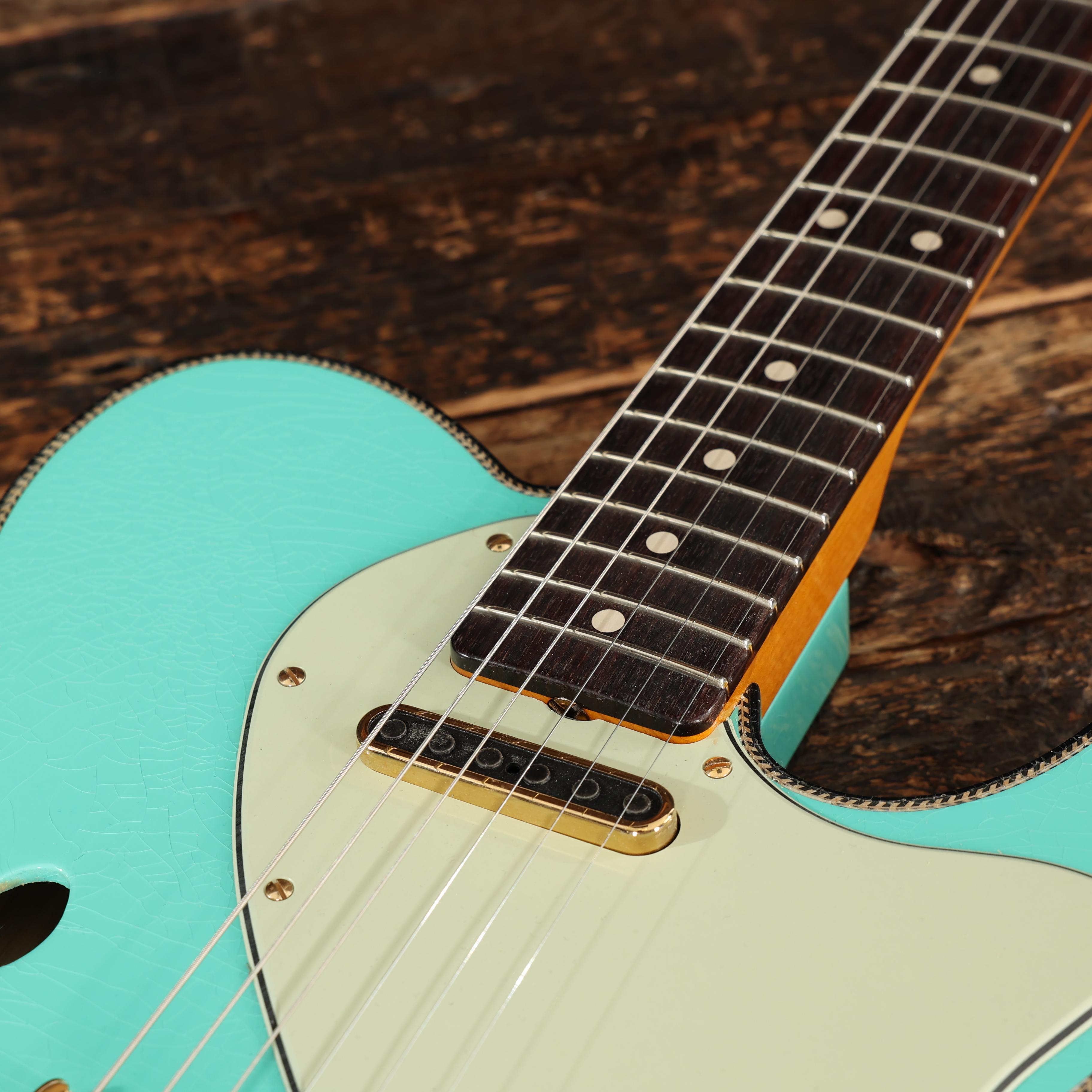 Fender Custom Shop 50's Thinline Telecaster in Super Faded Aged Sonic Blue - R143639 (10).JPG