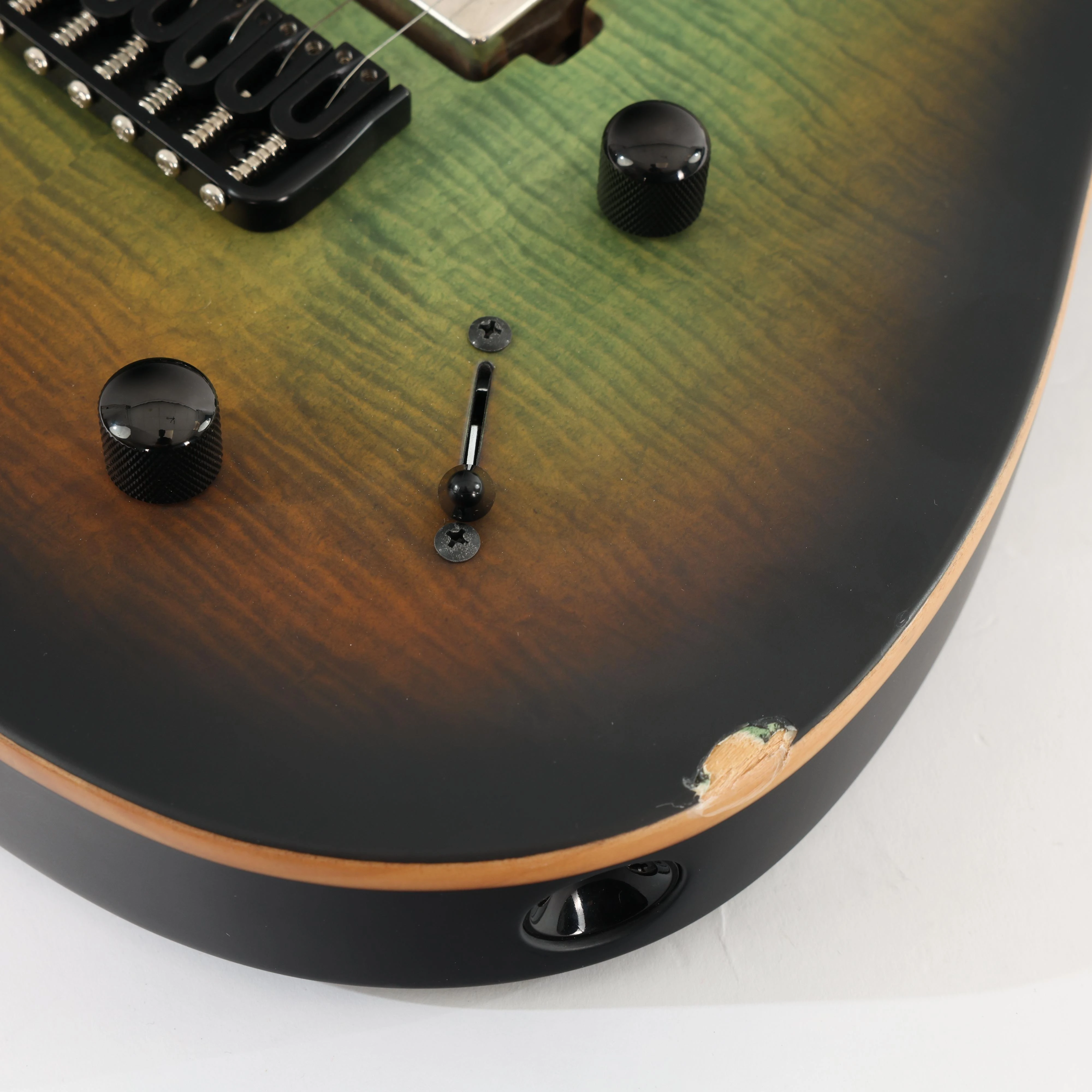 B Stock : Chapman Law Maker Legacy Baritone Electric Guitar in Forest Moss Green - 002 - B-LMKB-LGY--0002 (8).jpg