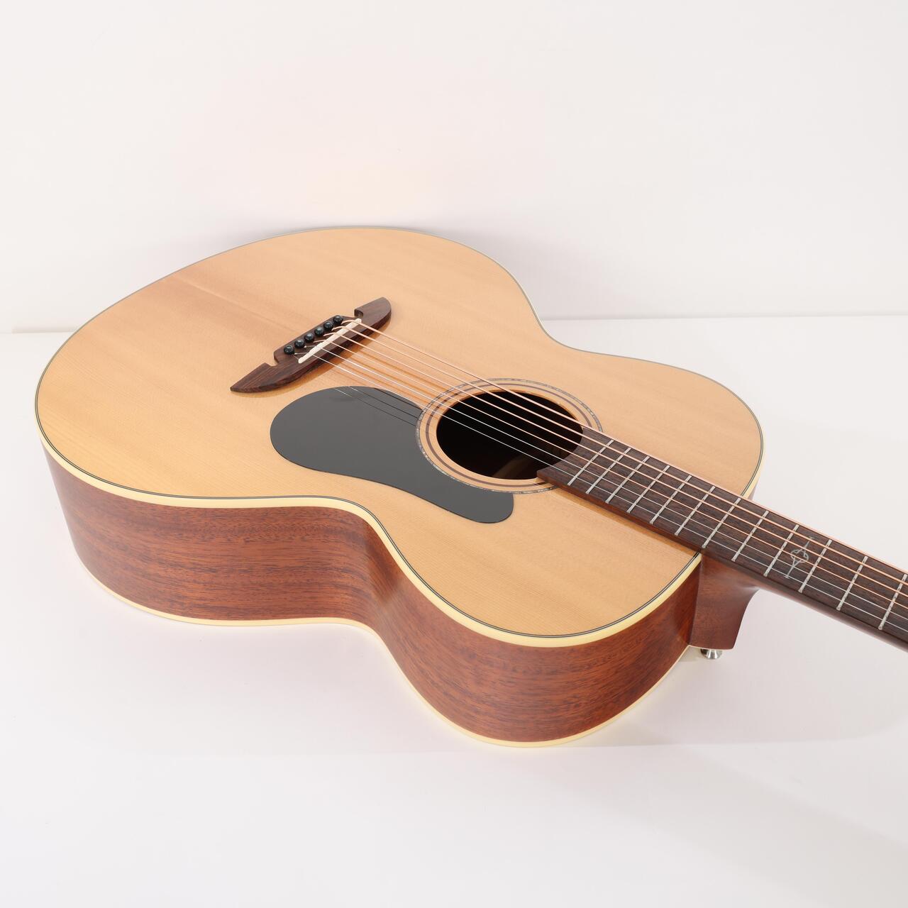 B Stock : Alvarez Artist ABT60 Baritone Acoustic Guitar in Natural - 005 - B-ABT60-0005 (8).jpg