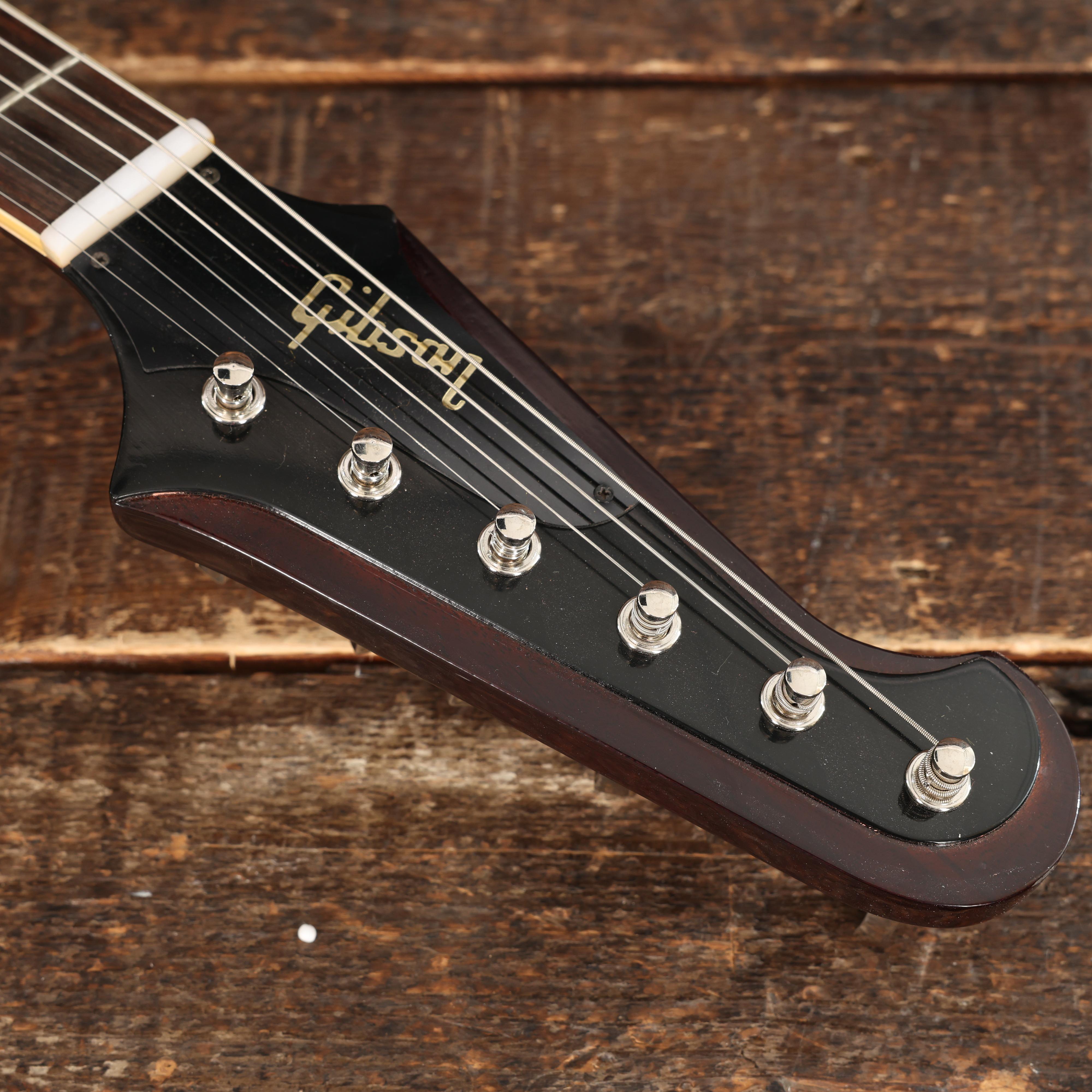 Gibson Custom Shop 1963 Firebird V with Maestro Vibrola VOS in Vintage Sunburst - 504833 (16).JPG
