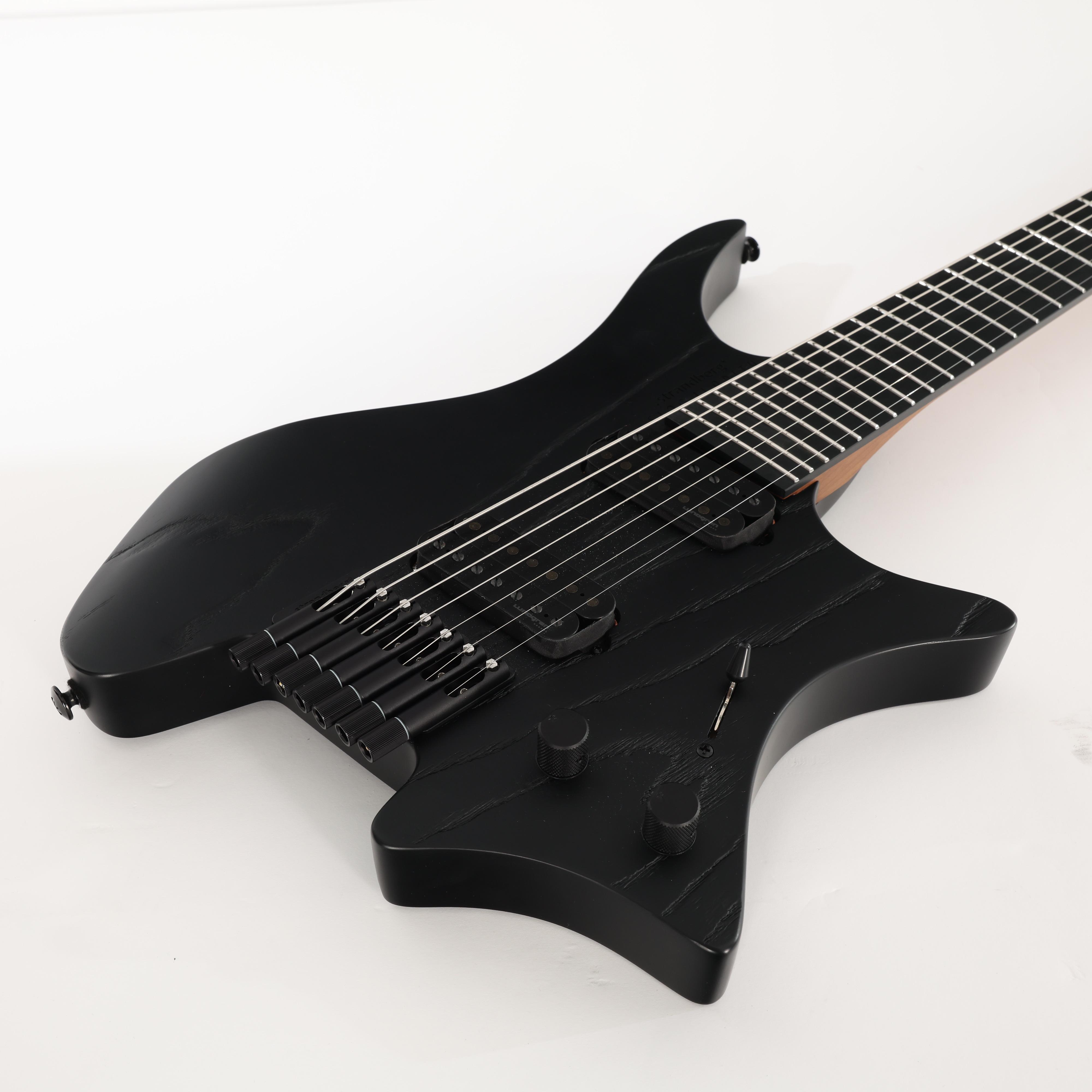 Second Hand Strandberg Singularity 7 String in Pitch Black 228 - SH-241-6228 (5).jpg