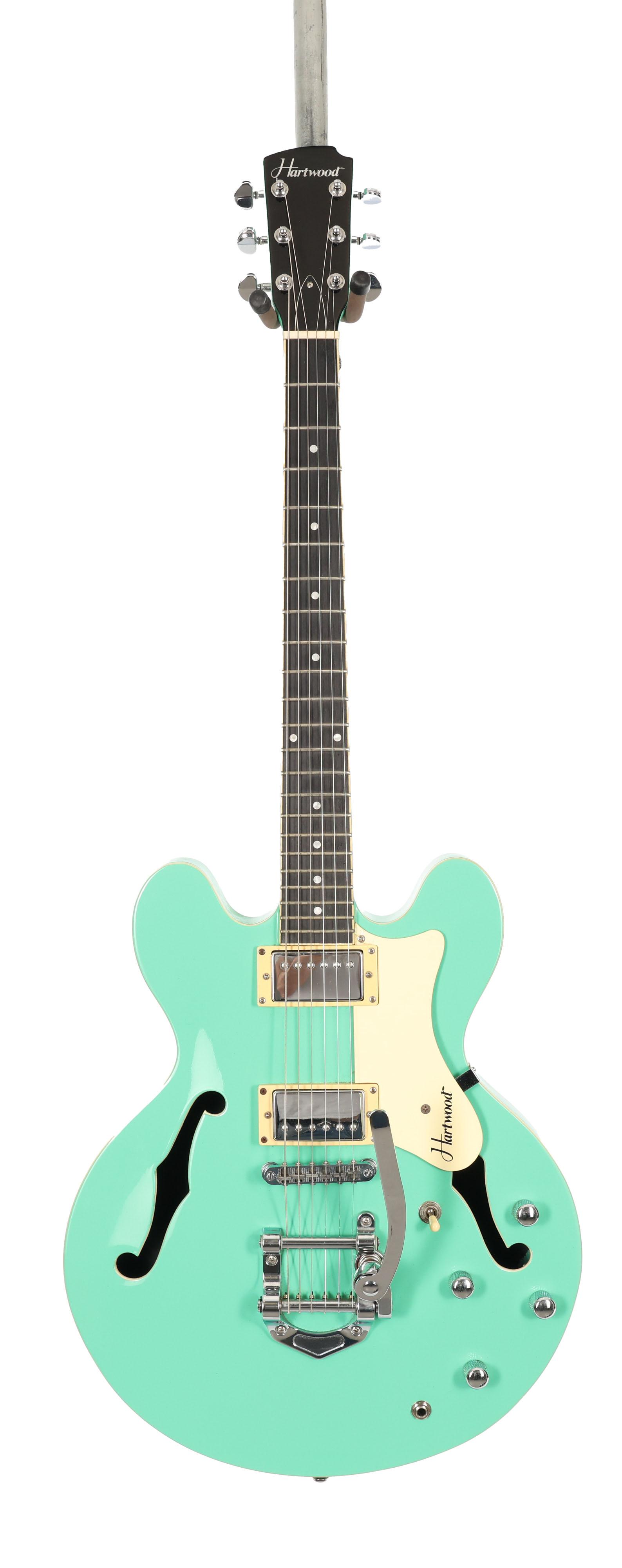 Second Hand Hartwood Revival Vibrato Semi Hollow Jade Green 941 - SH-141-5941 (3).jpg
