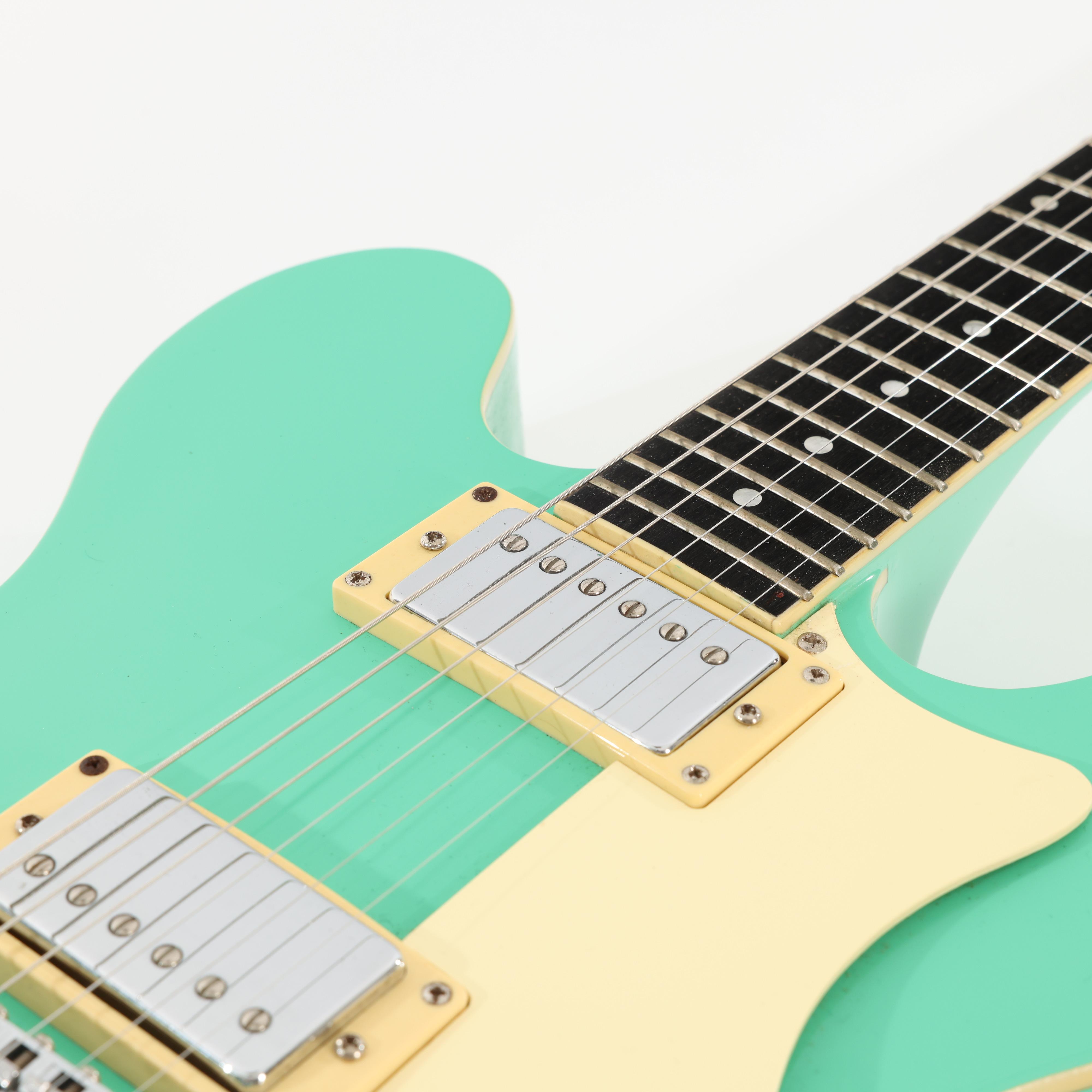 Second Hand Hartwood Revival Vibrato Semi Hollow Jade Green 941 - SH-141-5941 (6).jpg