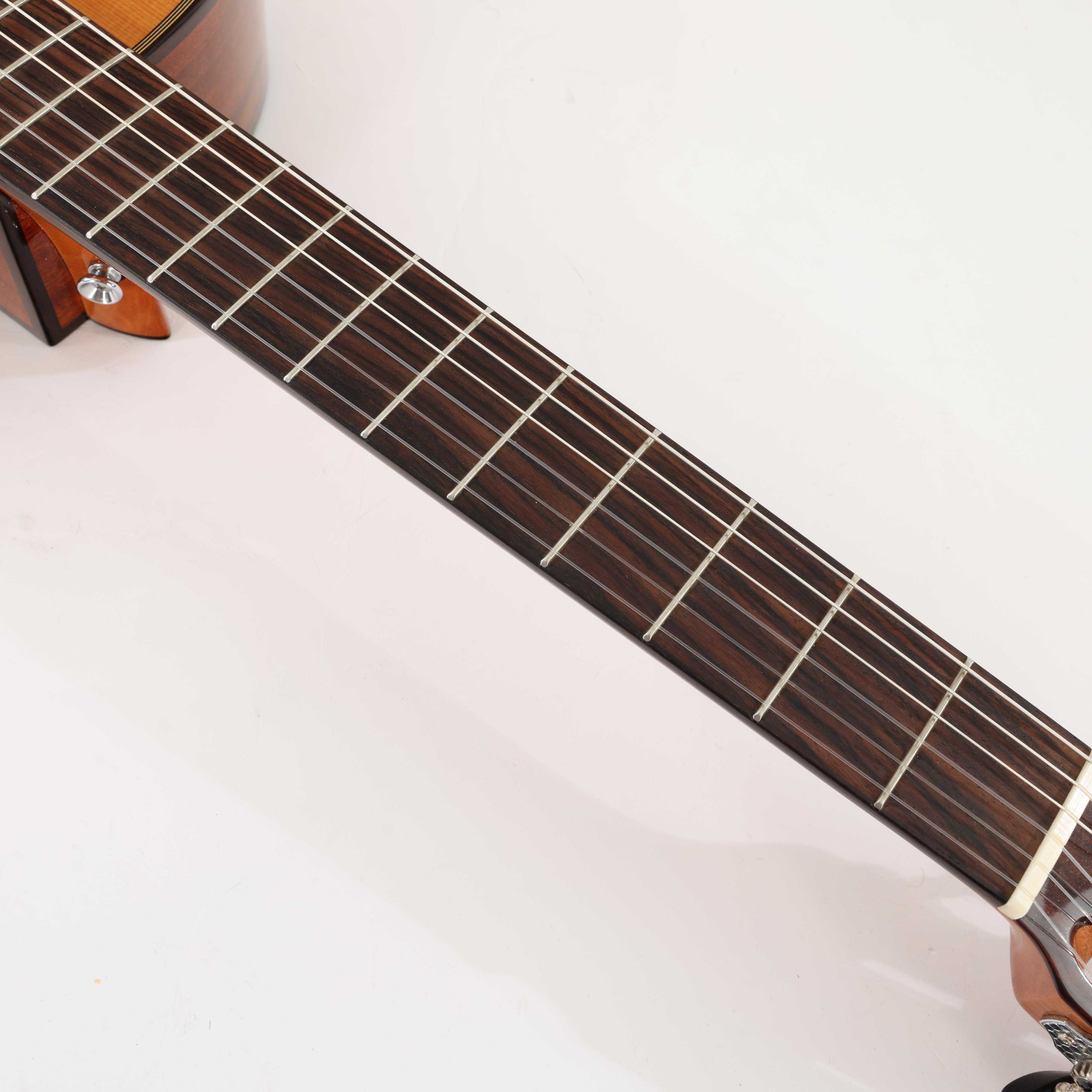 Second Hand Cordoba Fusion Series 12 in Natural 011 - SH-130-1011 (10).jpg