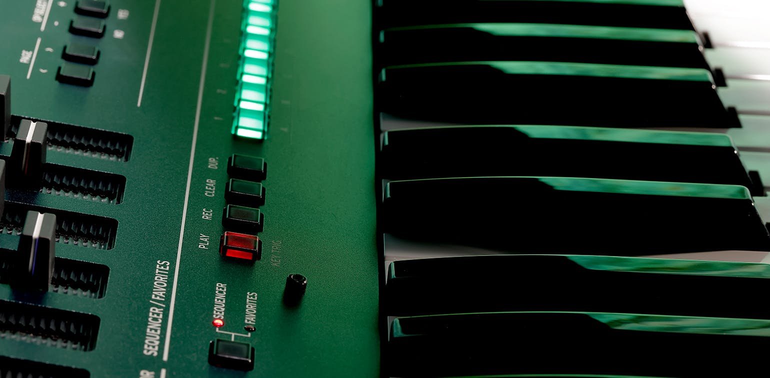 B Stock : Korg OPSIX  - 525321-1657880635781.jpg