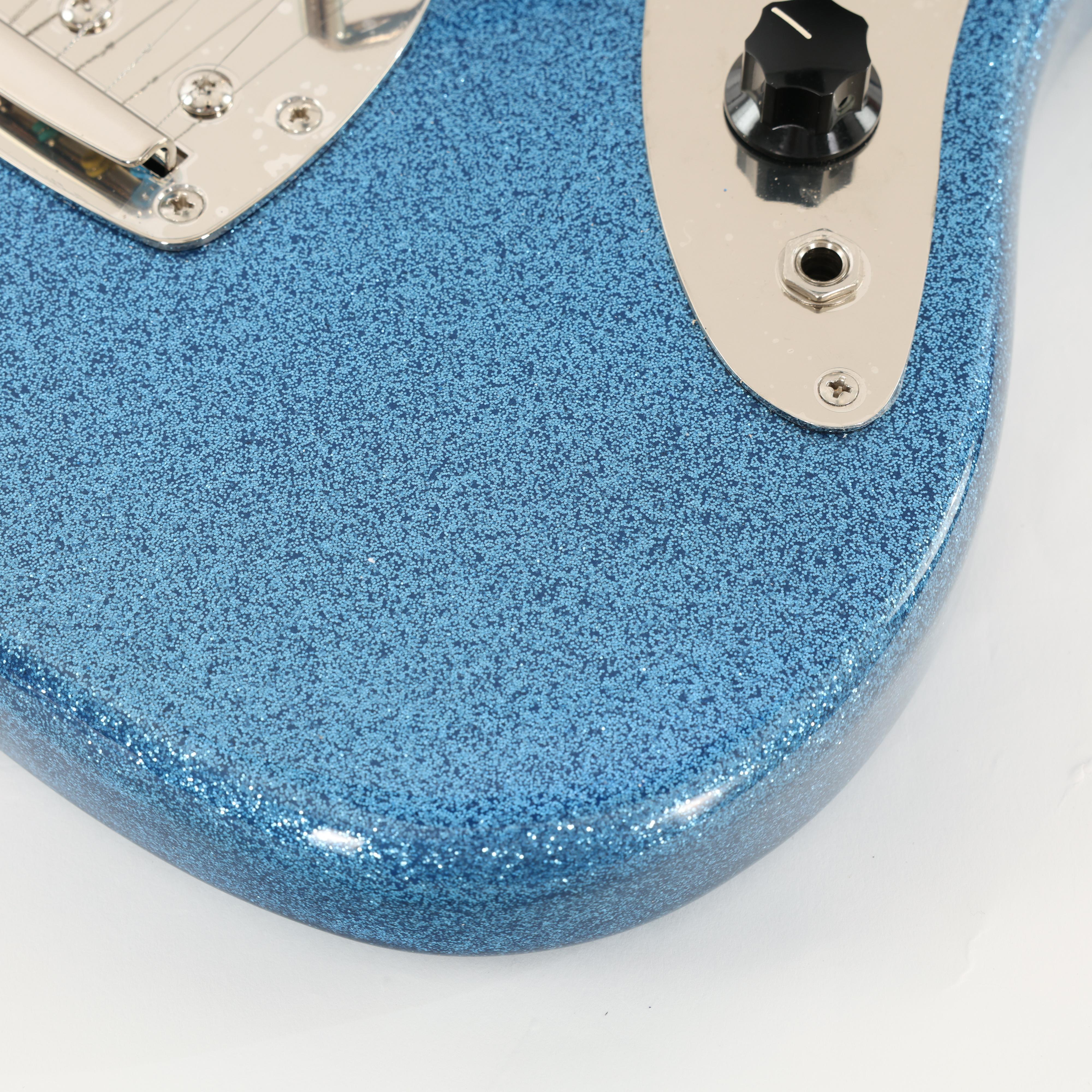 B Stock : Squier FSR Classic Vibe 70s Jaguar in Blue Sparkle With Matching Headstock - 005 - B-037409351-0005 (9).jpg
