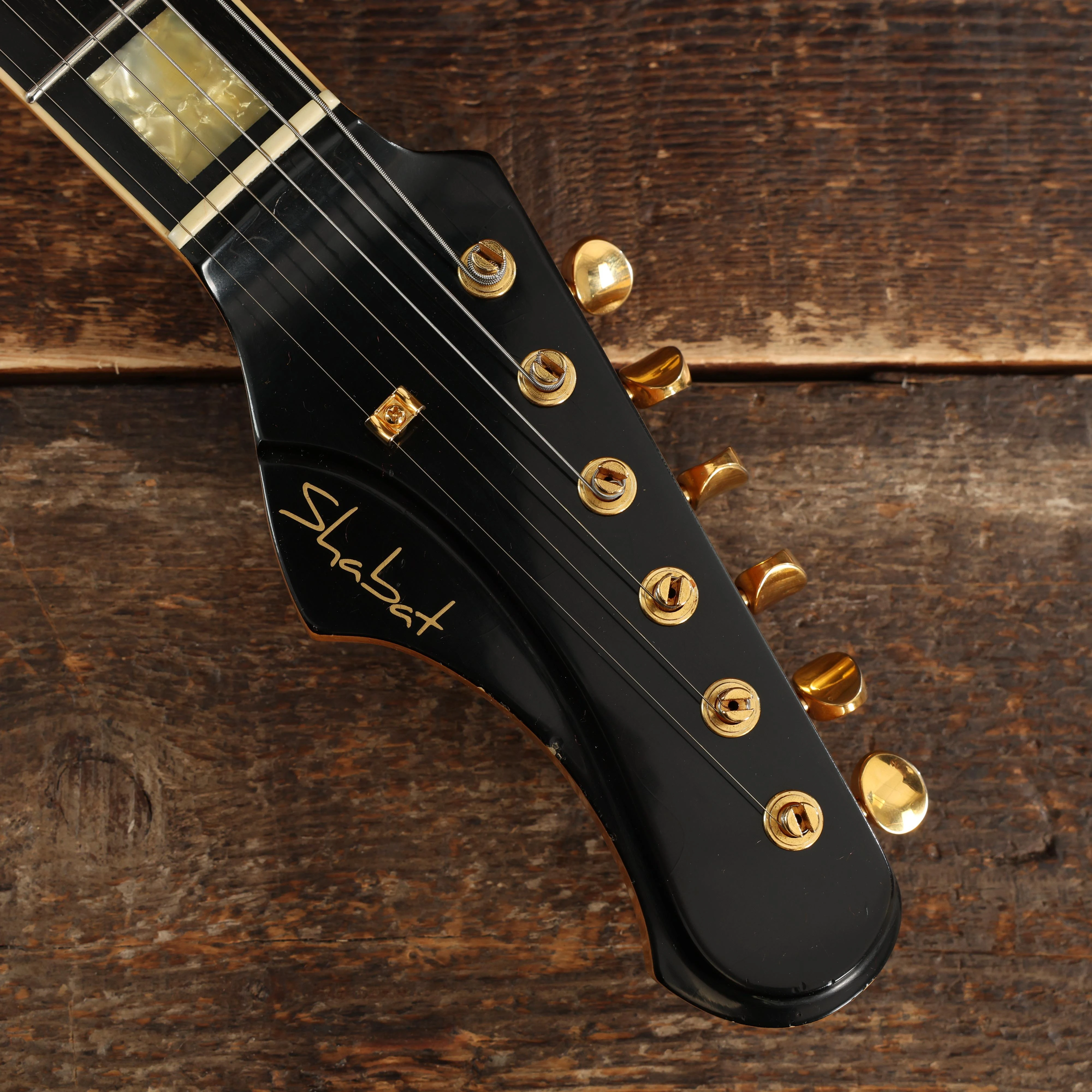 Shabat Lion Deluxe Electric Guitar in Bull Black, Light Aged - LION-DLX-BLK-AMC -  503 (14).JPG
