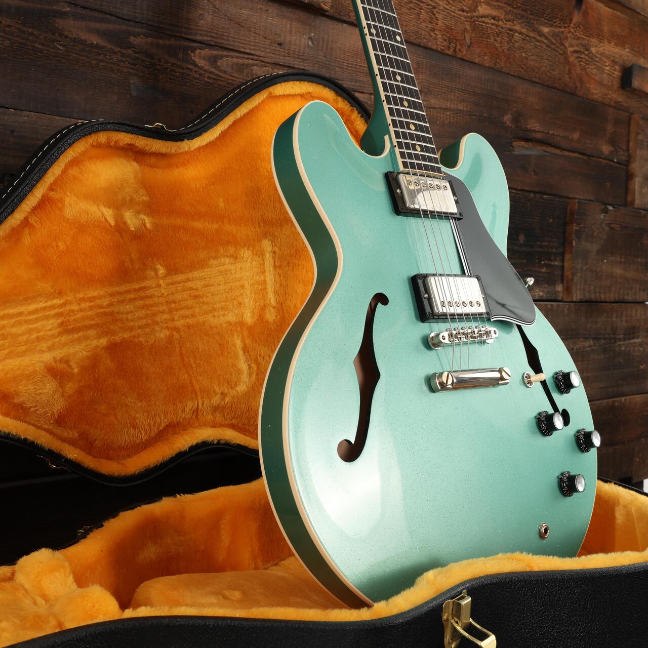 Gibson Custom Shop Murphy Lab 1961 ES-335 Reissue VOS Semi-Hollow Electric Guitar in Inverness Green Sparkle - 150077 (16).JPG