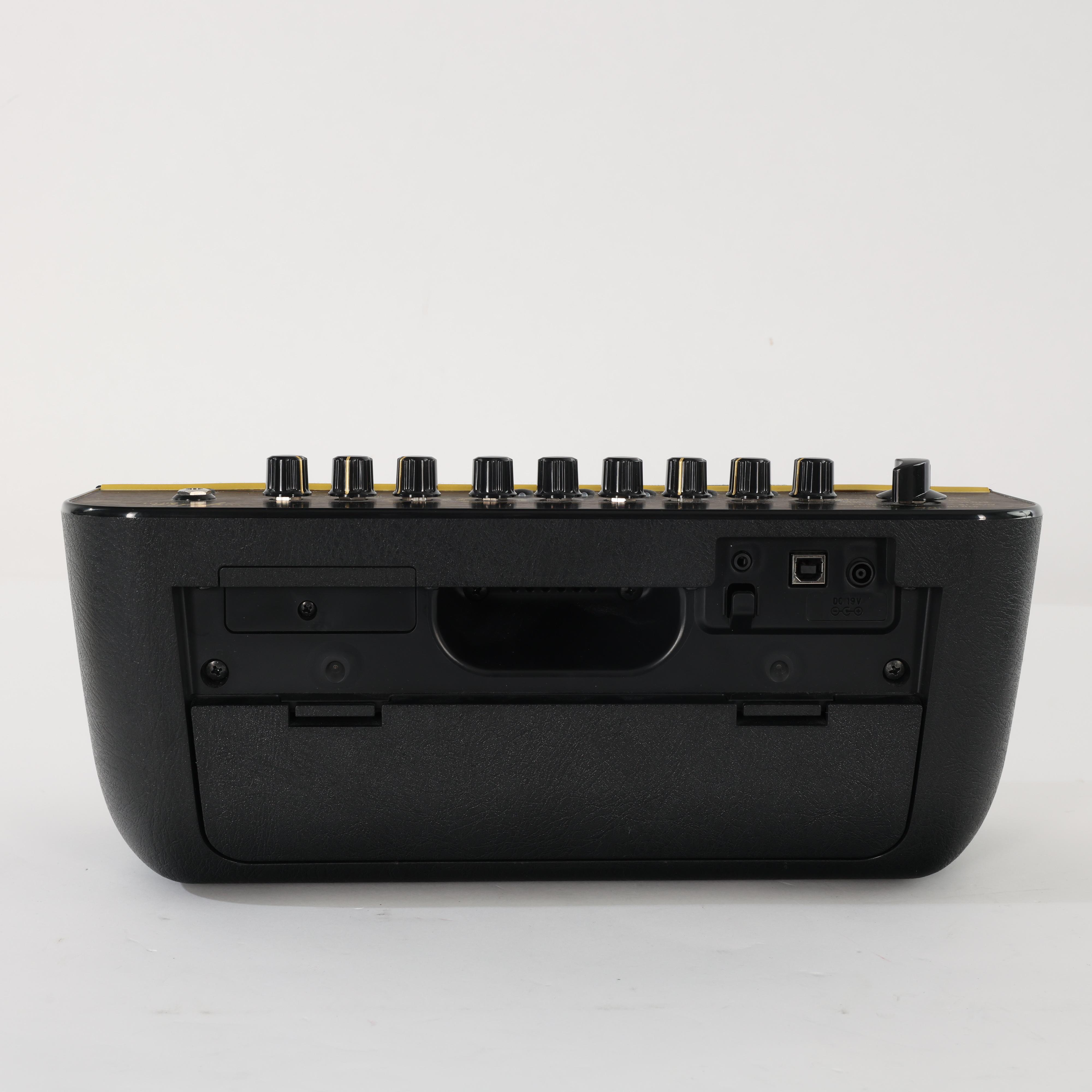 Second Hand Vox Adio Air GT Practice amplifier 027 - SH-141-6027 (6).jpg