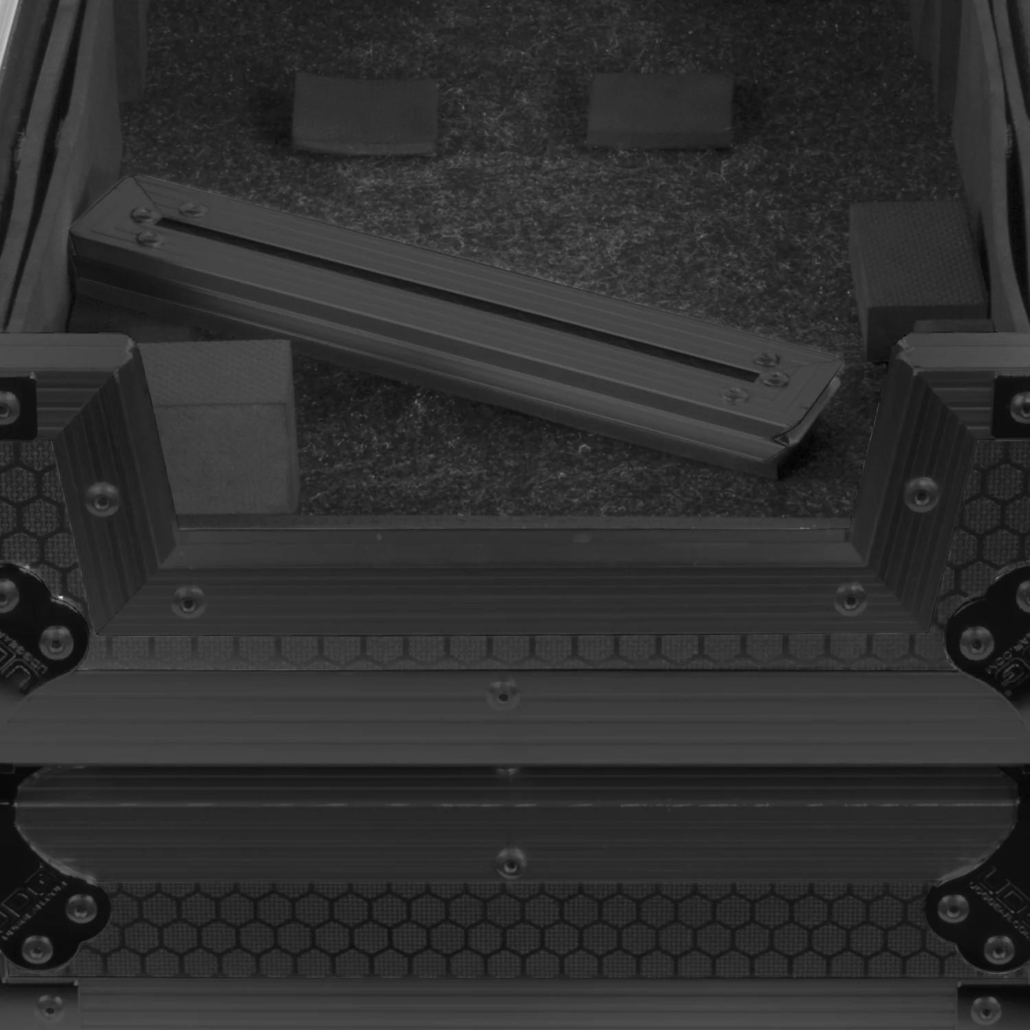 UDG FlightCase Denon DJ SC Live 2 + Wheels in Black - U91080BL (8).jpg