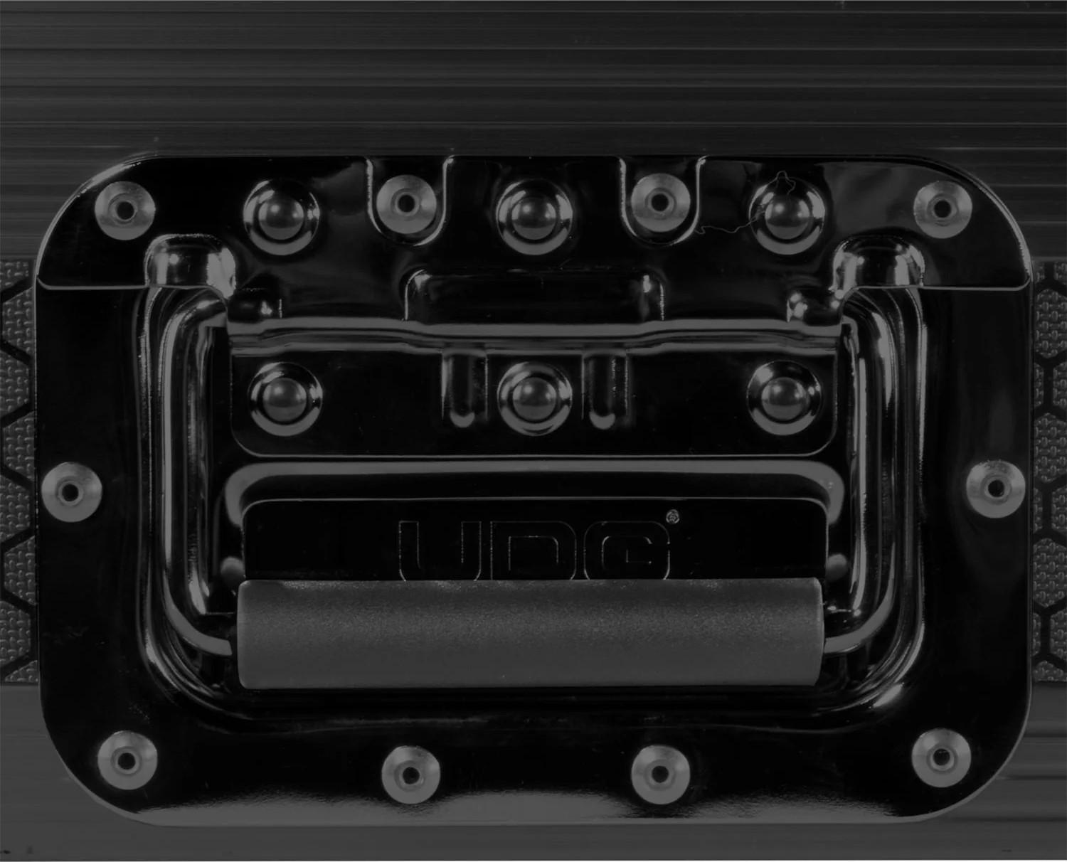 UDG FlightCase Rane Performer/ Four in Black Plus - U91082BL (9).jpg