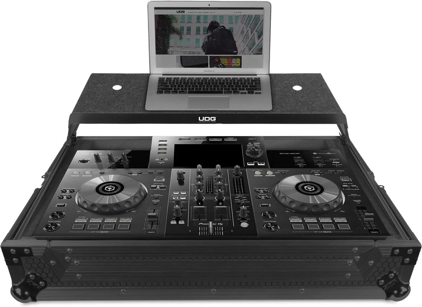 UDG FlightCase Pioneer XDJ-RR + Laptop & Wheels in Black - U91065BL (1).jpg