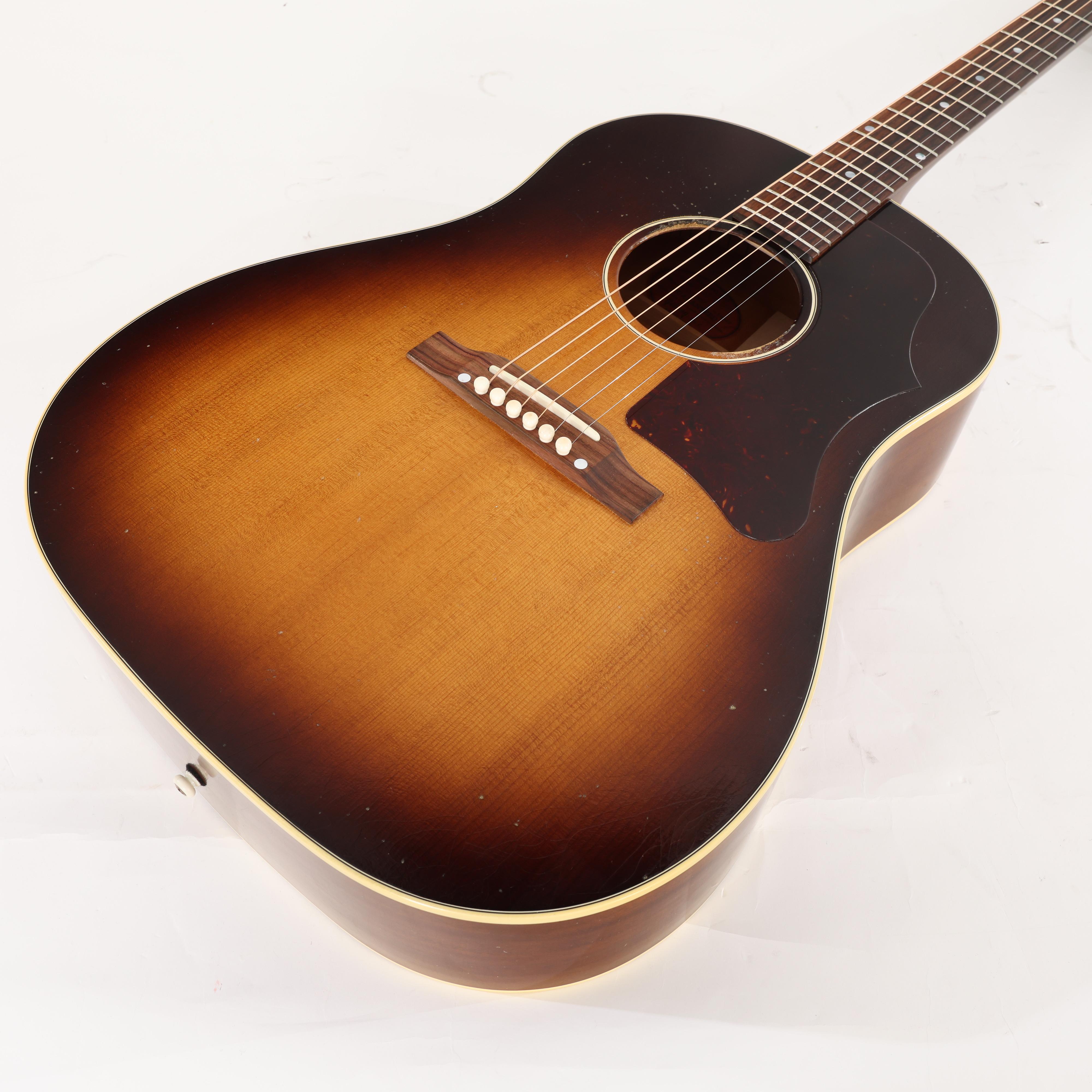 Second Hand Gibson 1955 J-45 Light Aged Murphy Lab Acoustic Guitar in Vintage Sunburst 464 - SH-114-2464 (5).jpg