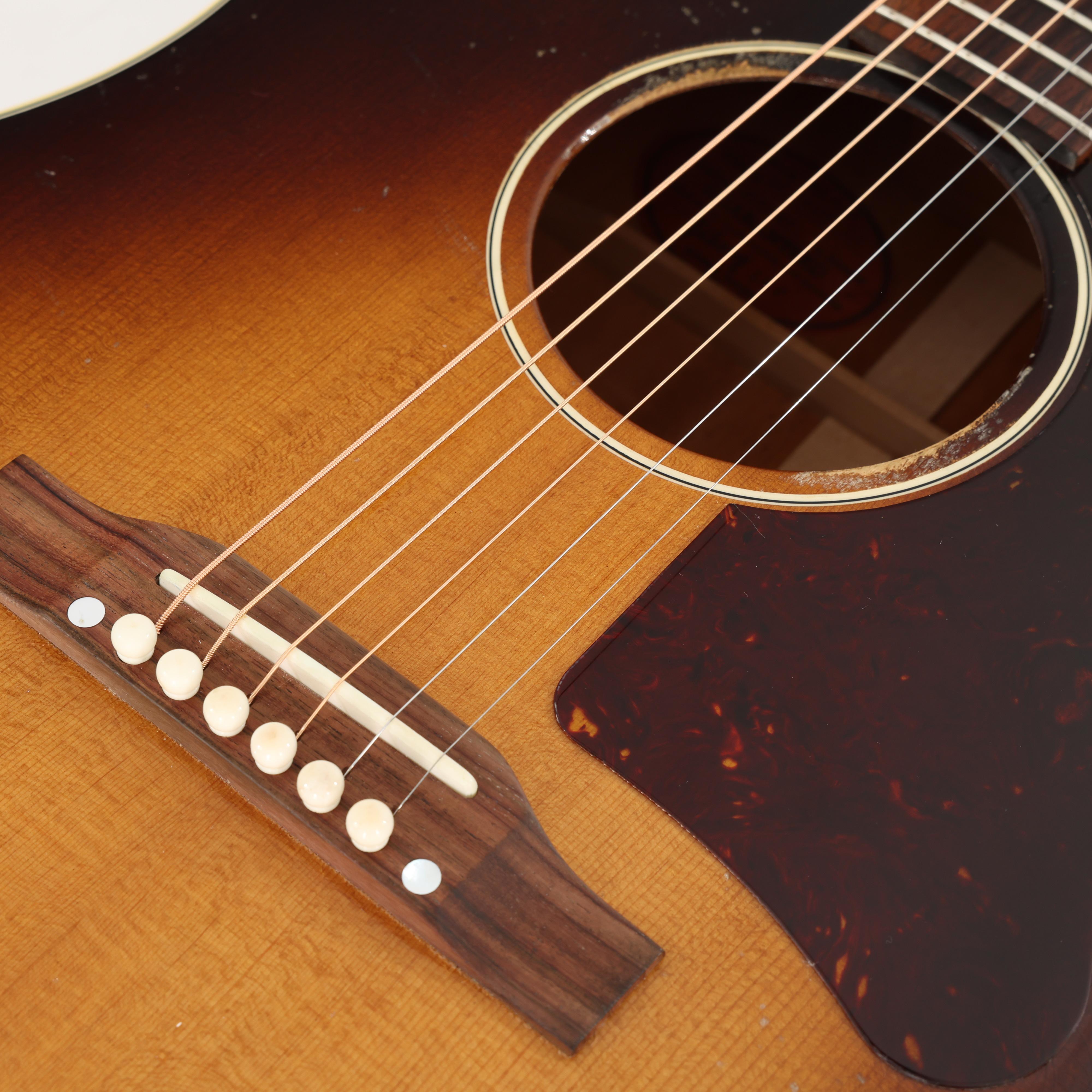 Second Hand Gibson 1955 J-45 Light Aged Murphy Lab Acoustic Guitar in Vintage Sunburst 464 - SH-114-2464 (6).jpg