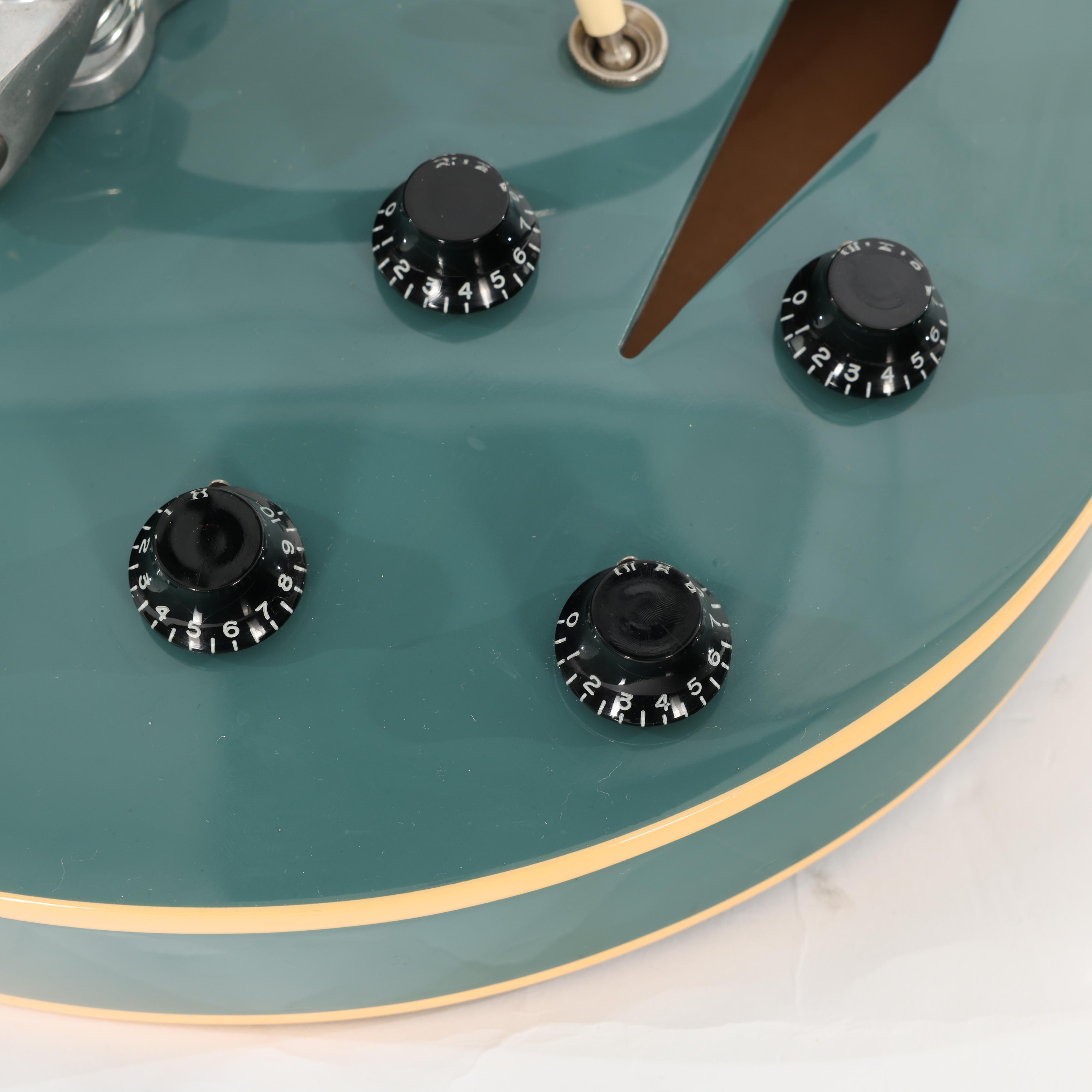 Second Hand Limited Edition Gibson ES-335 Diamond In Aged Pelham Blue 457 - SH-114-2457 (7).jpg